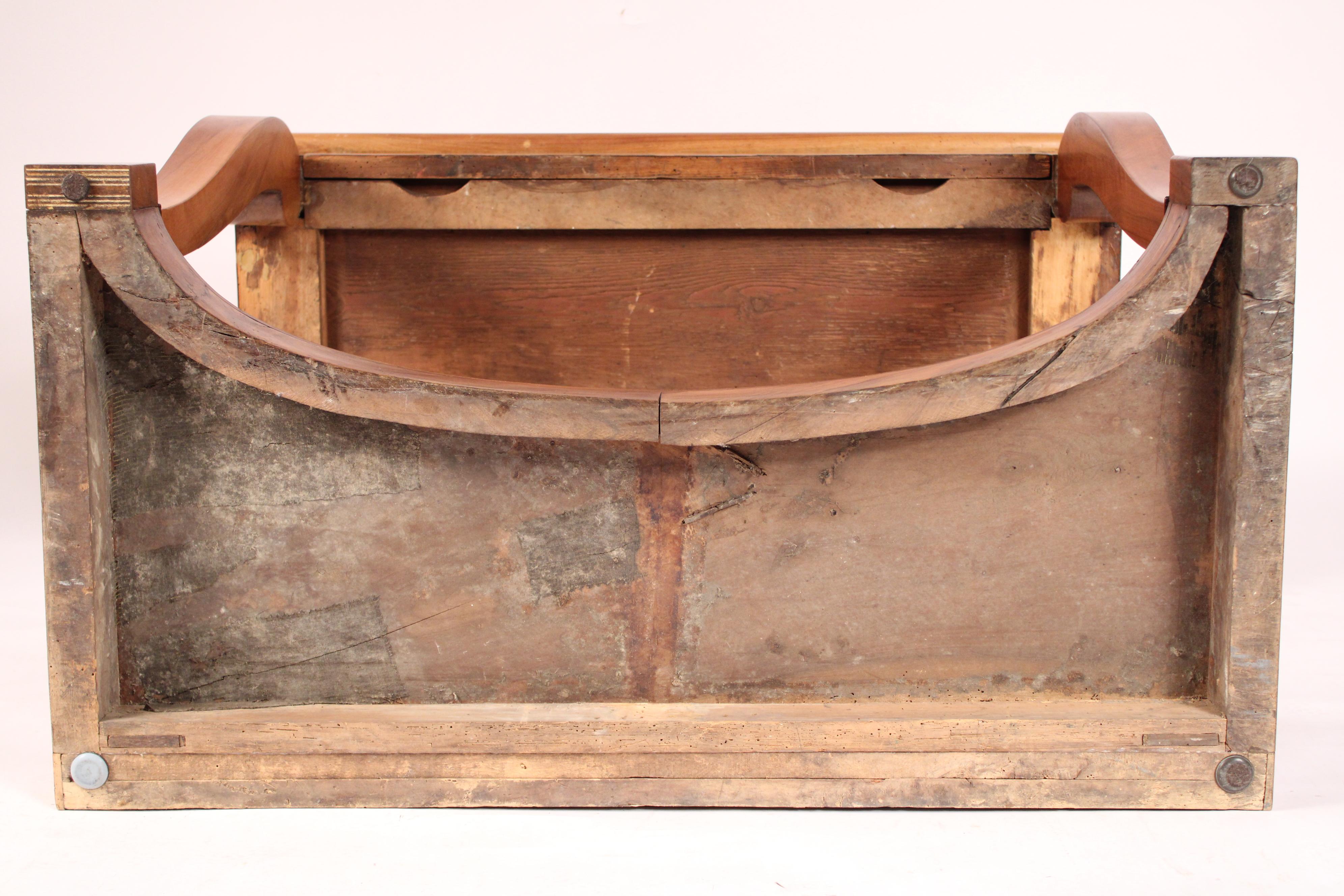 French Restauration Flame Mahogany Console table For Sale 9