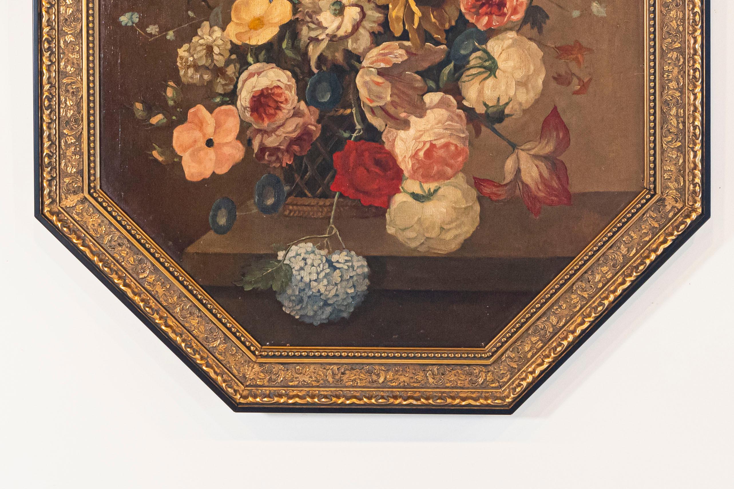 Francese Quadro ottagonale incorniciato del periodo della Restaurazione francese del 1820, raffigurante un bouquet in vendita