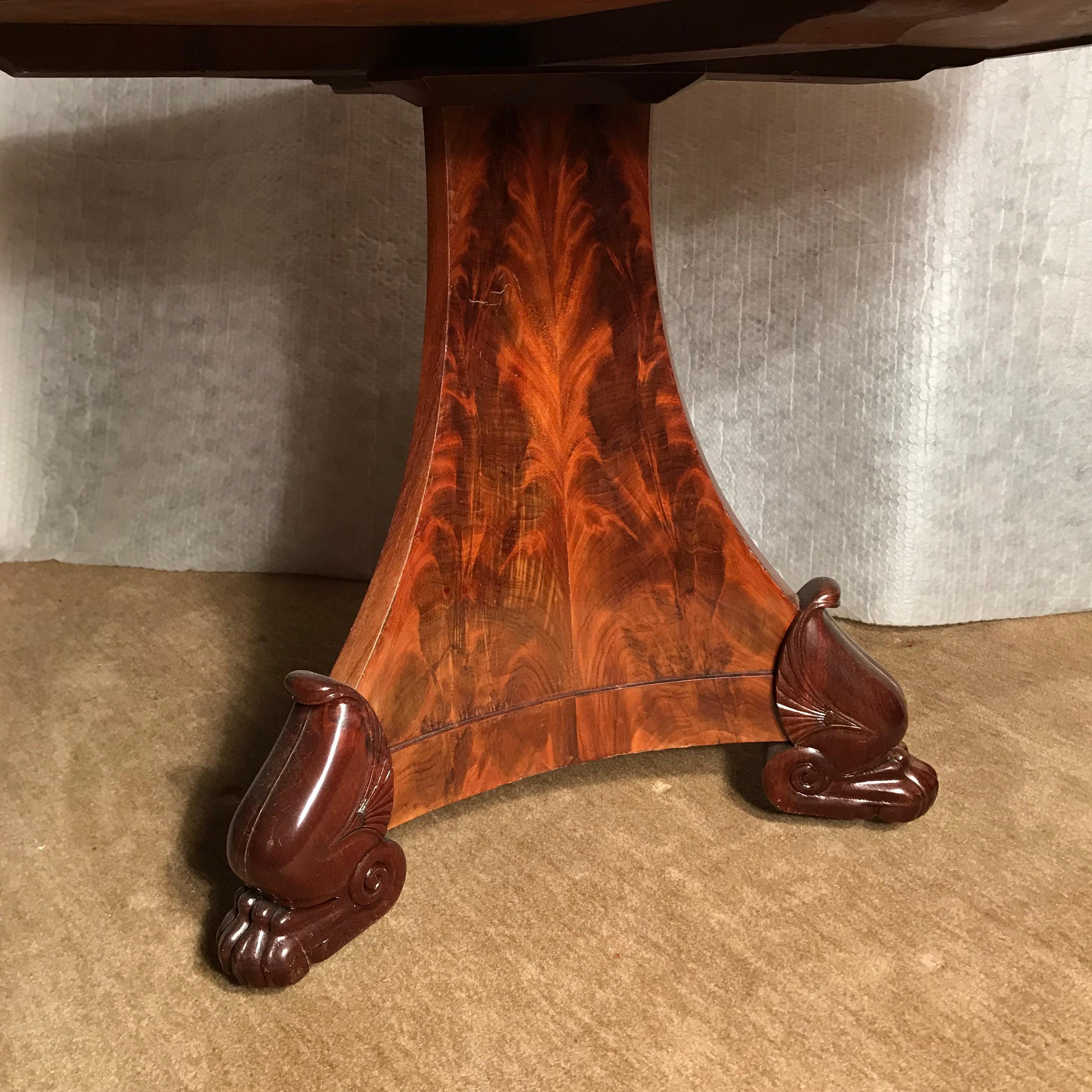 Veneer French Restauration Period Center Table, 1820 For Sale