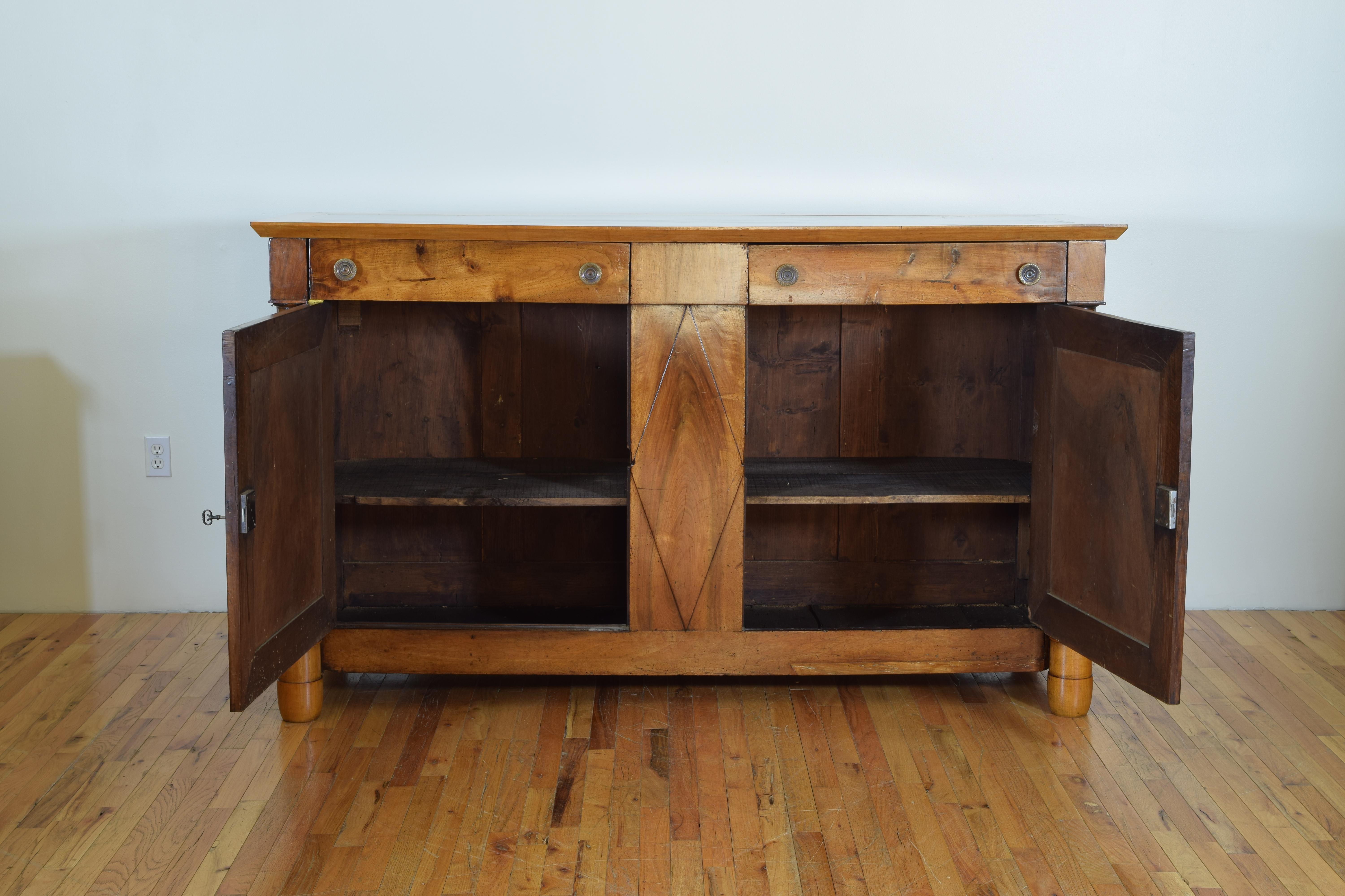 French Restauration Period Large Light Walnut Buffet, circa 1825 1