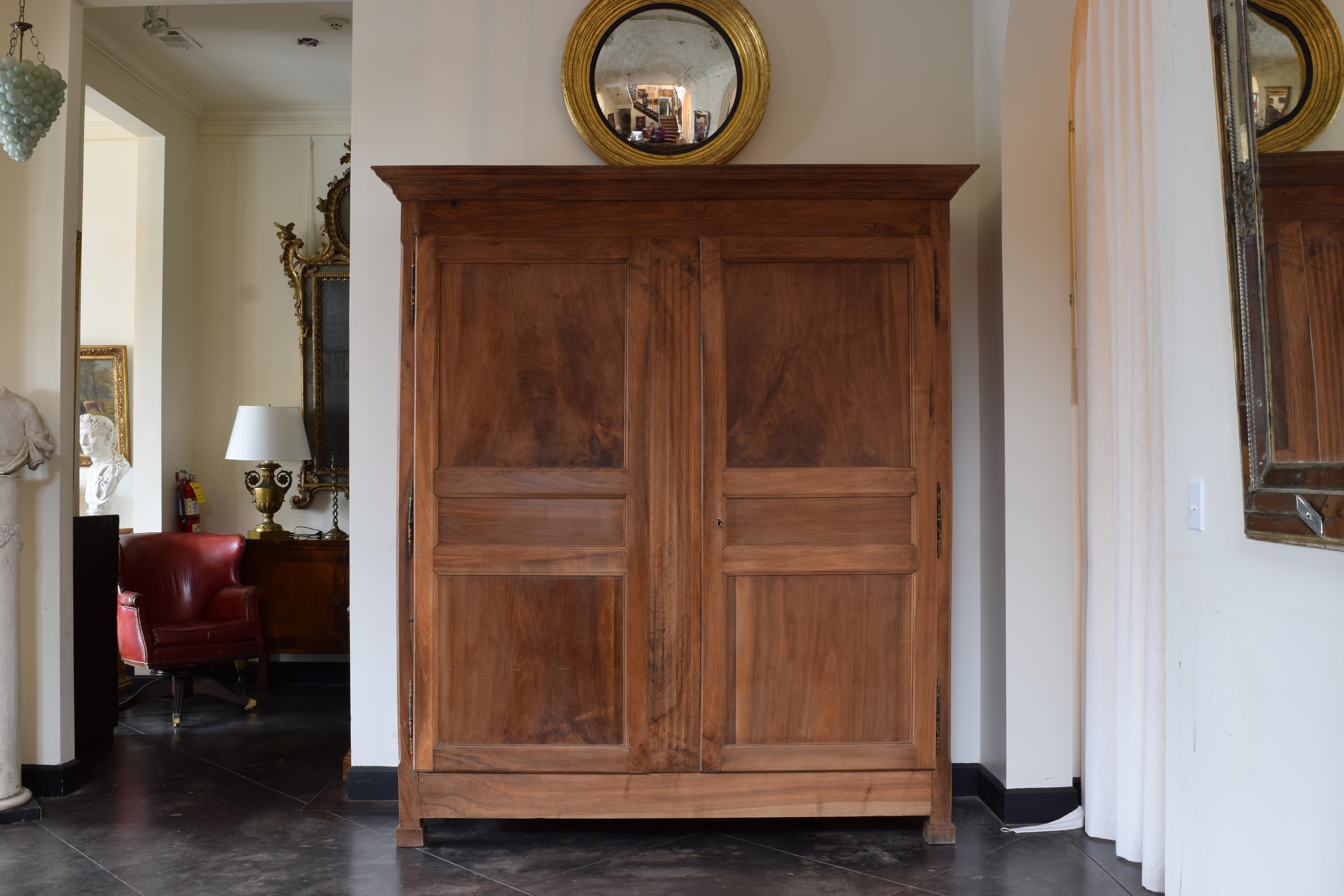 Early 19th Century French Restauration Period Light Walnut 2-Door Armoire, 1st quarter 19th century
