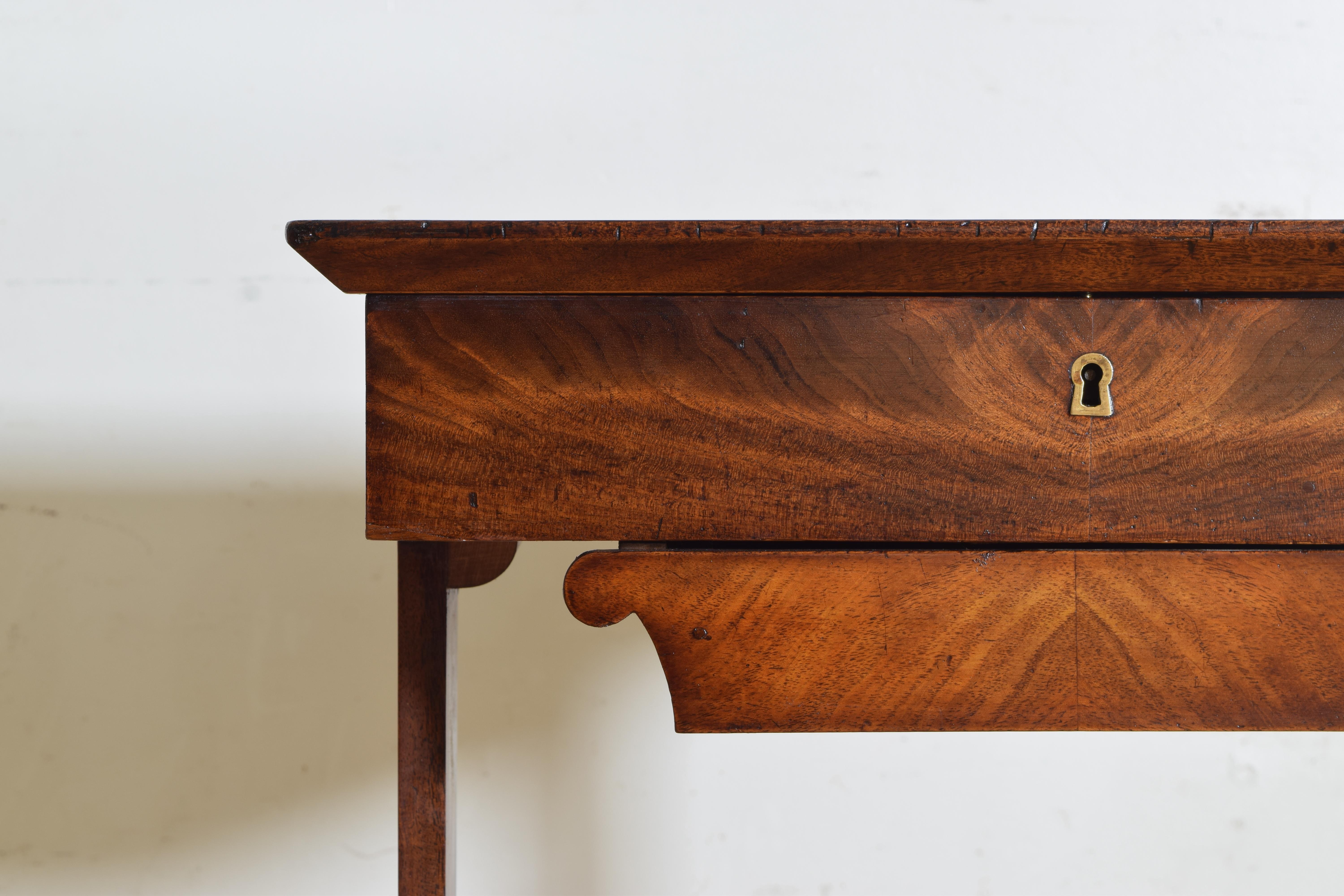French Restauration Period Mahogany Hinged Top Vanity or Work Table, circa 1825 For Sale 2