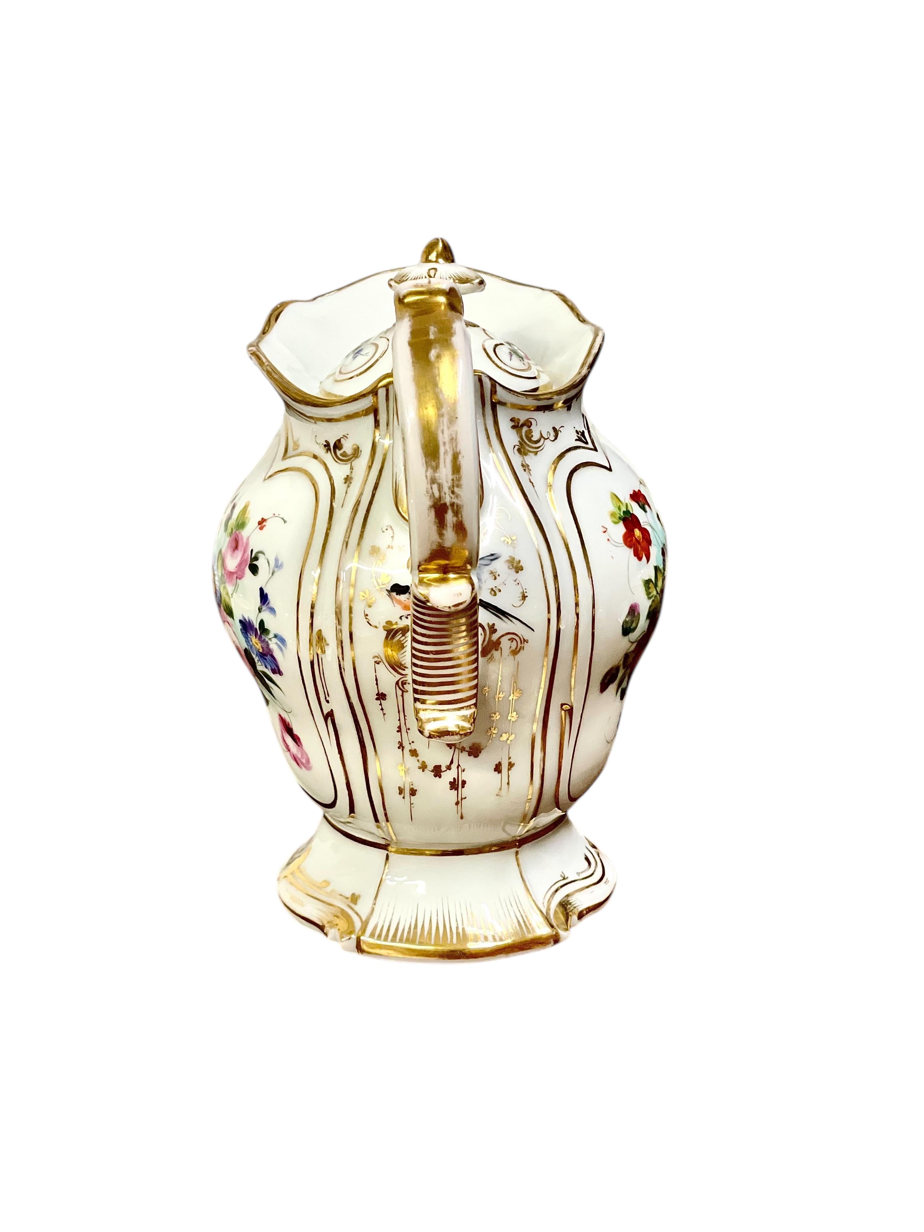 French Restauration Period Paris Porcelain Tea Set, Hand-Painted Gilded Accents For Sale 5