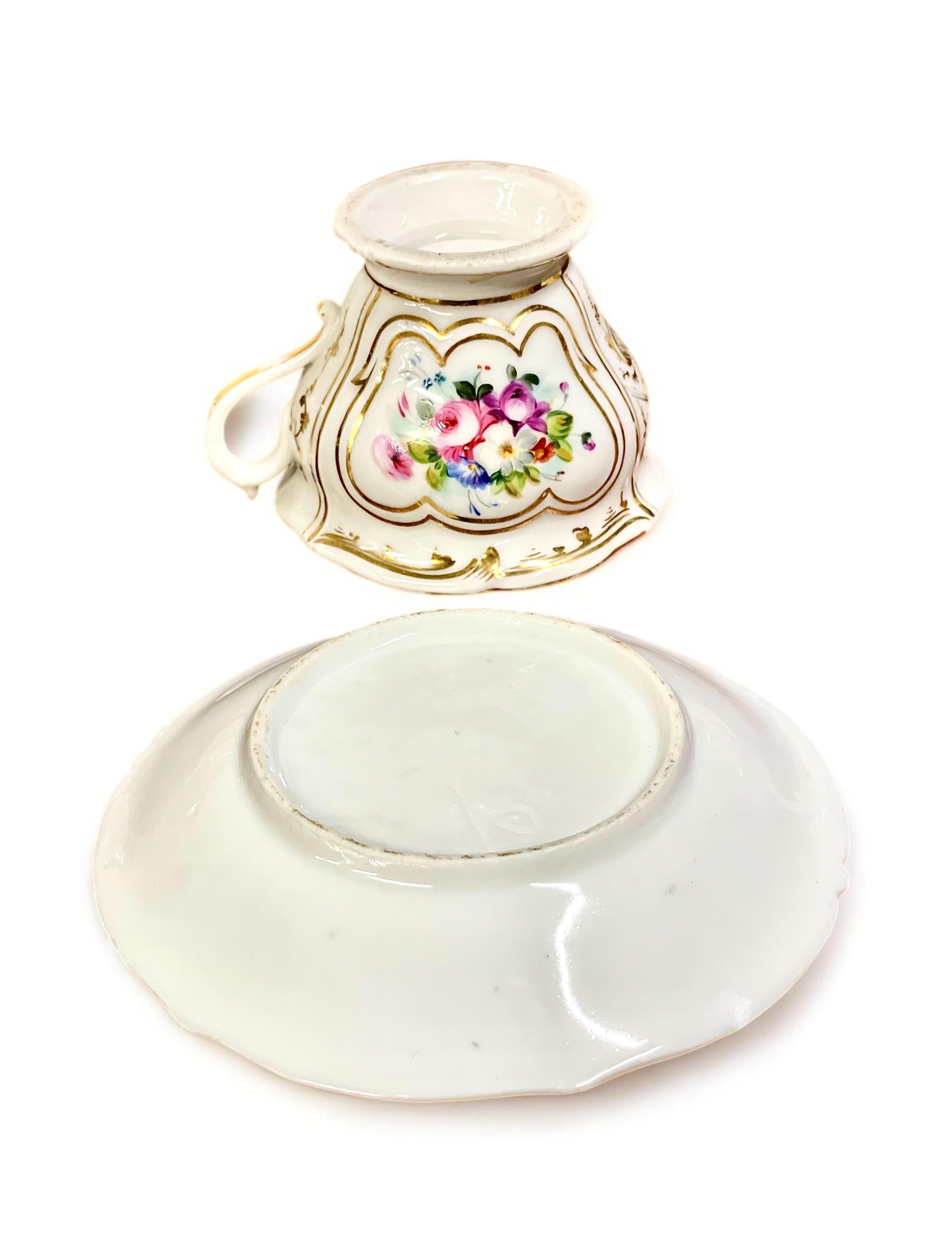 19th Century French Restauration Period Paris Porcelain Tea Set, Hand-Painted Gilded Accents For Sale