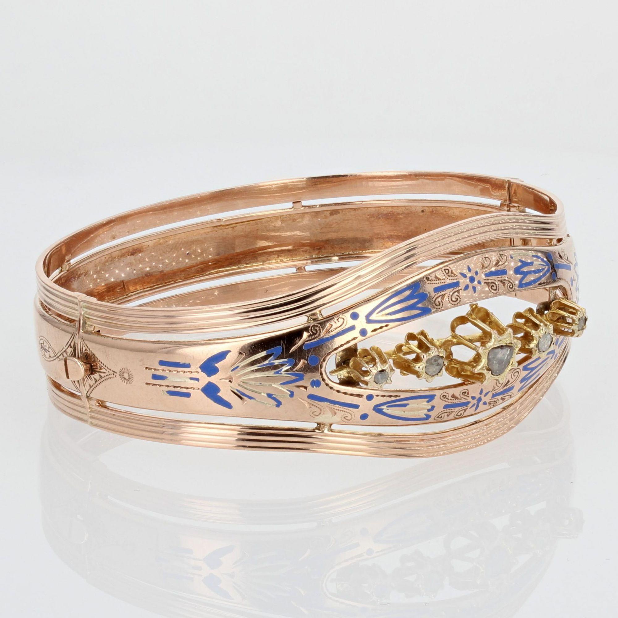 French Restoration 19th Century Diamonds Enamel 18 Karat Gold Bangle Bracelet In Good Condition For Sale In Poitiers, FR