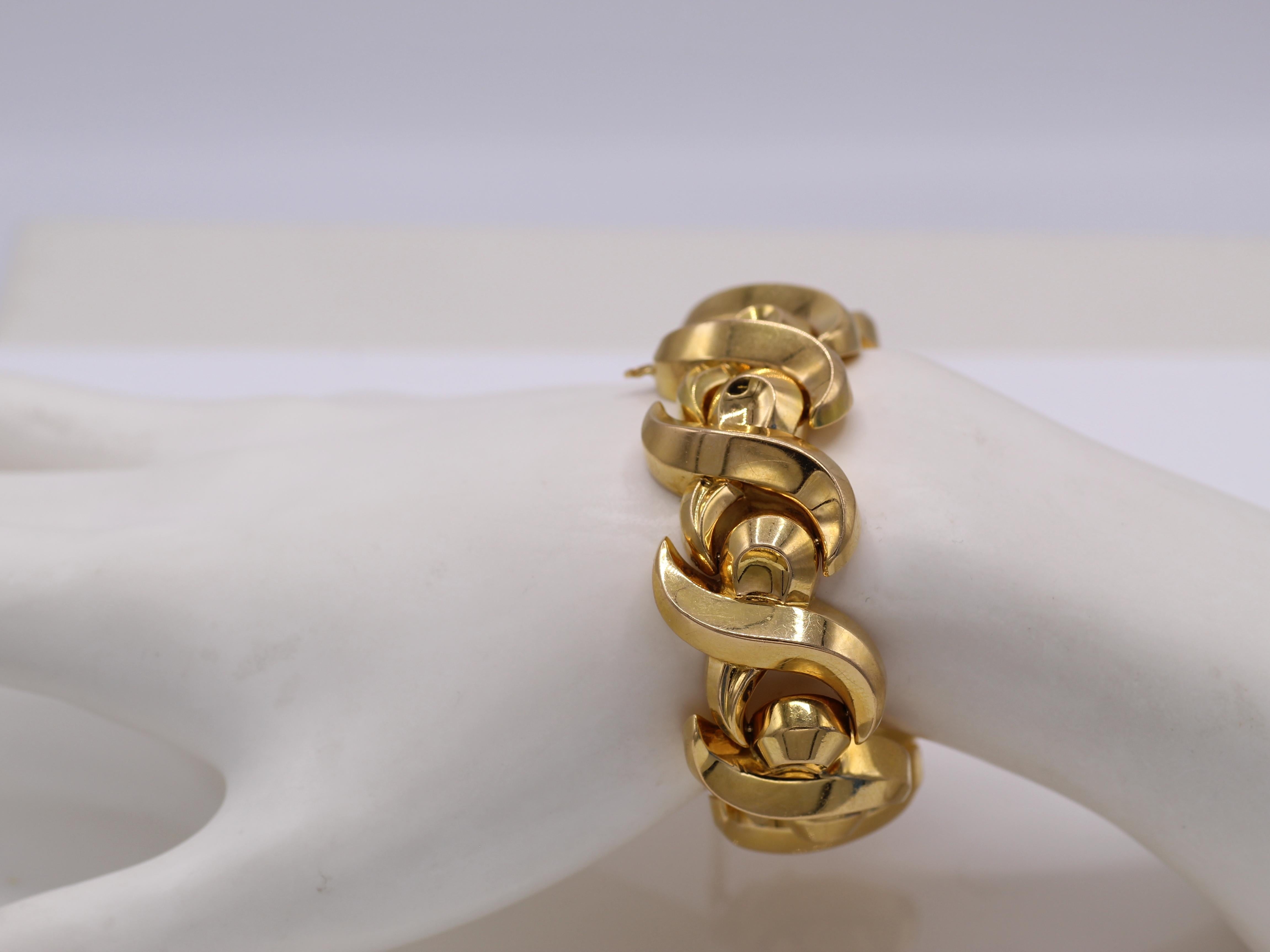 Französisches Retro-Armband aus 18 Karat Gold im Zustand „Hervorragend“ in New York, NY