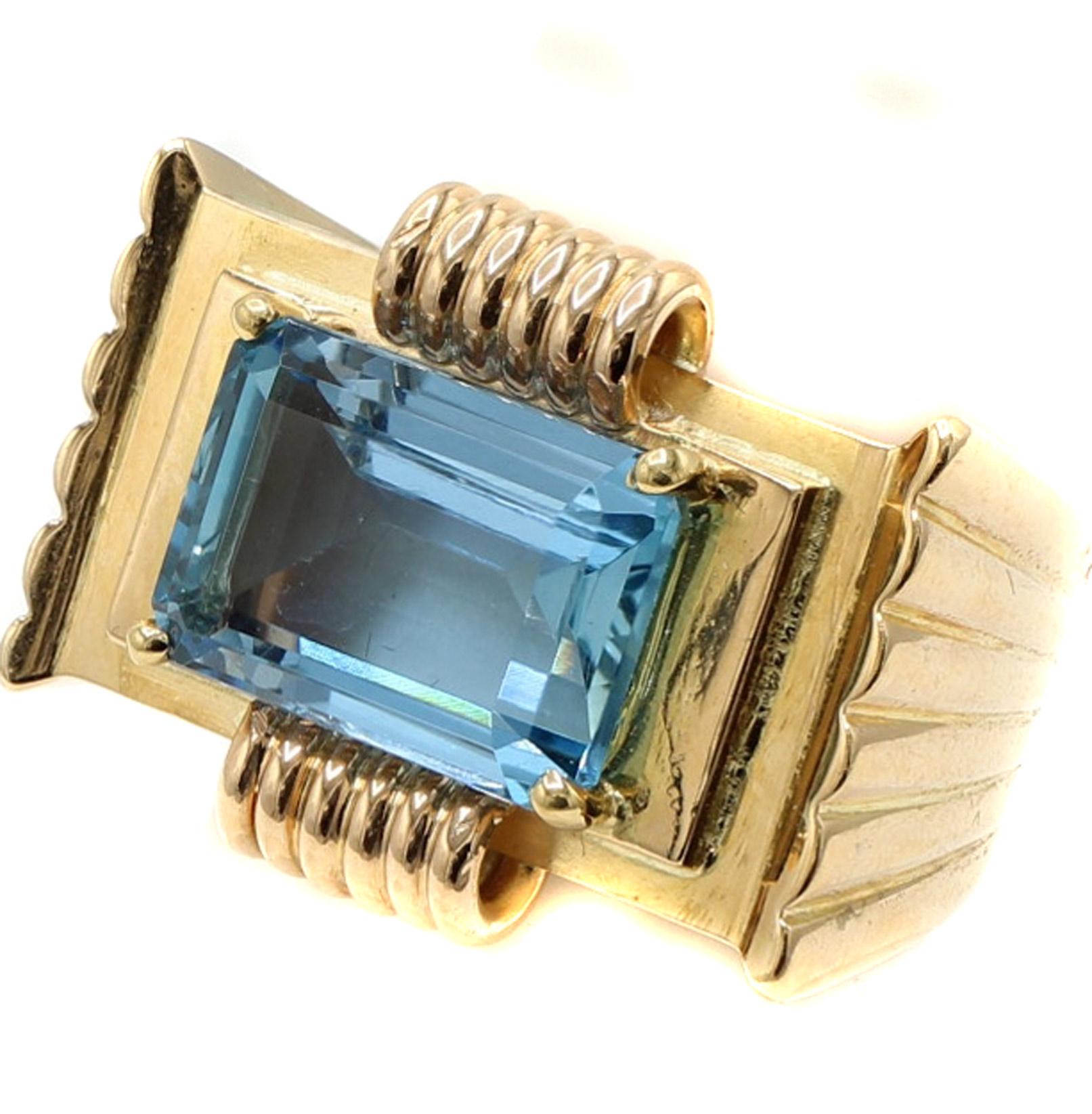 Rétro Anello francese retrò in oro giallo 18 carati con acquamarina in vendita