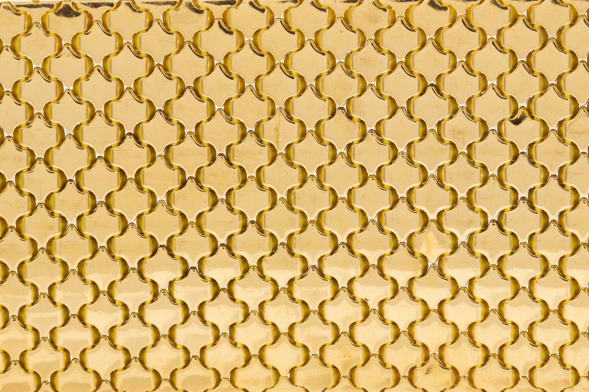 French Retro 18k Gold Honeycomb Geometric Strap-Bracelet, circa 1950s For Sale 8