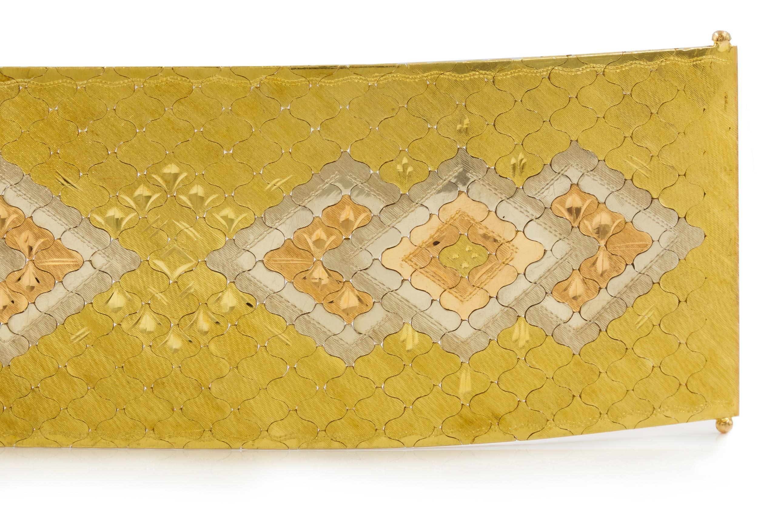 French Retro 18k Gold Honeycomb Geometric Strap-Bracelet, circa 1950s For Sale 4