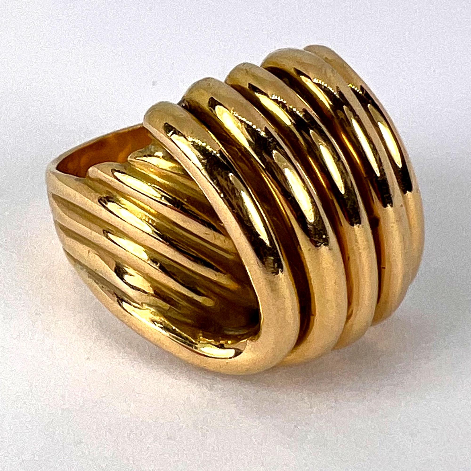French Retro 18K Yellow Gold ‘Spring’ Ring For Sale 7