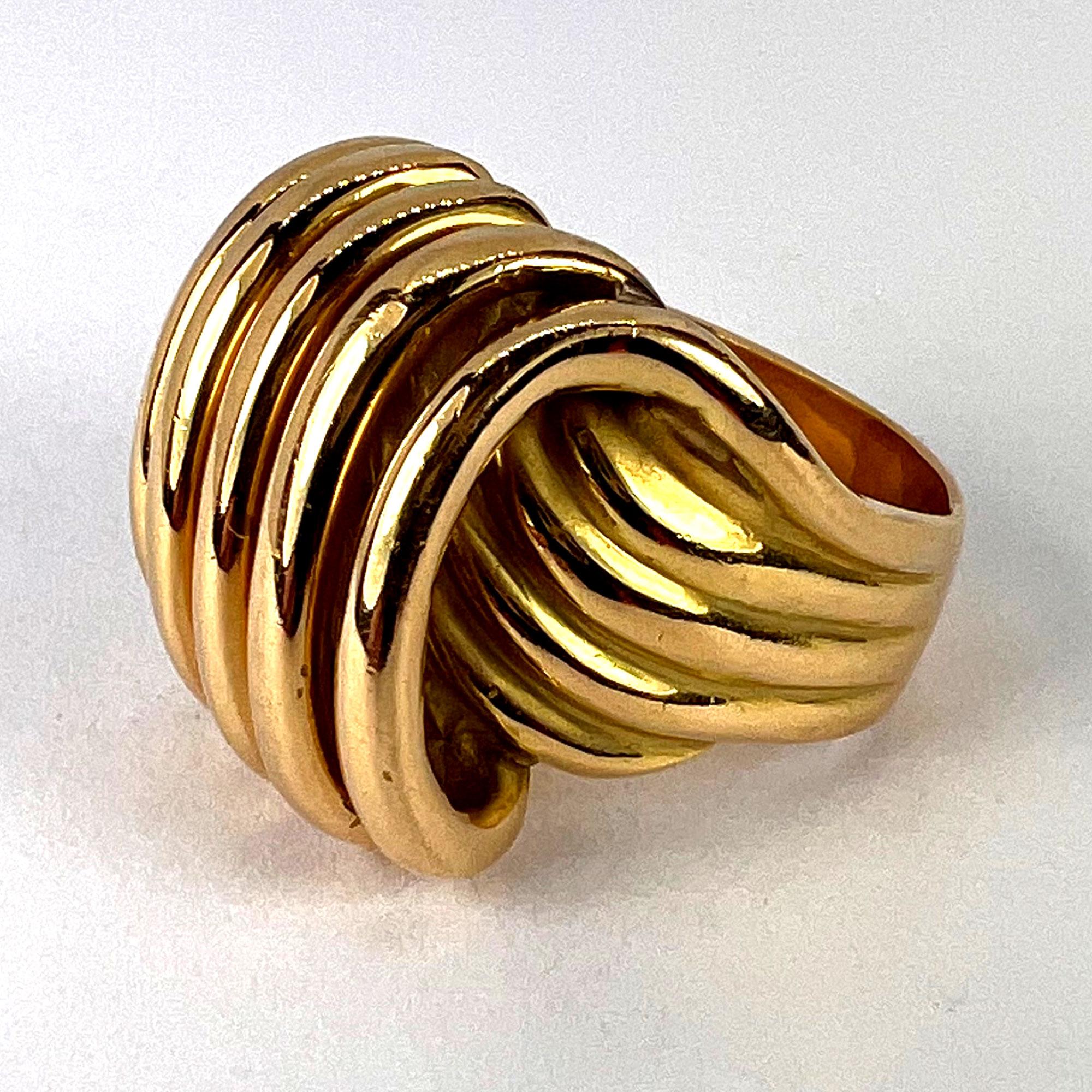 French Retro 18K Yellow Gold ‘Spring’ Ring For Sale 10