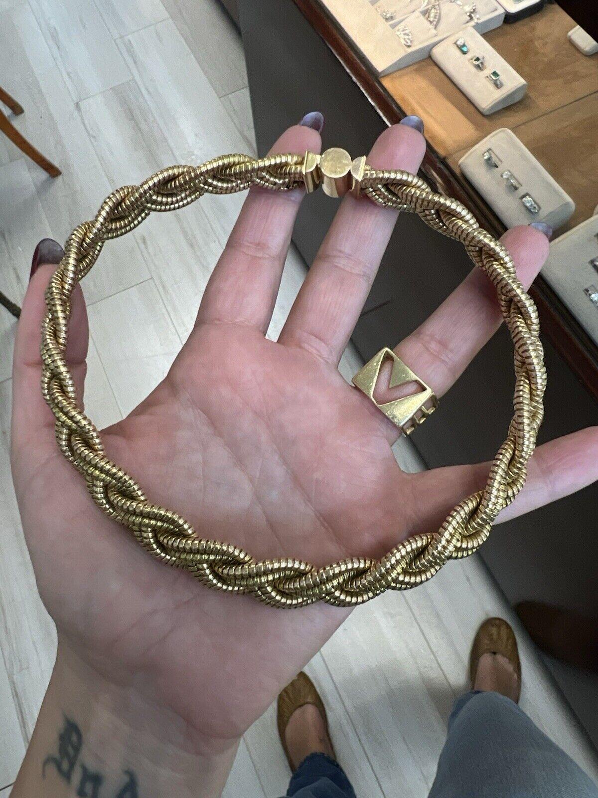 French 18k Yellow & Rose Gold Woven Choker Necklace 1950s Retro

Here is your chance to purchase a beautiful and highly collectible designer necklace.  

Highly collectible and well-made retro French choker necklace.  It is 92.6 grams, 13.3