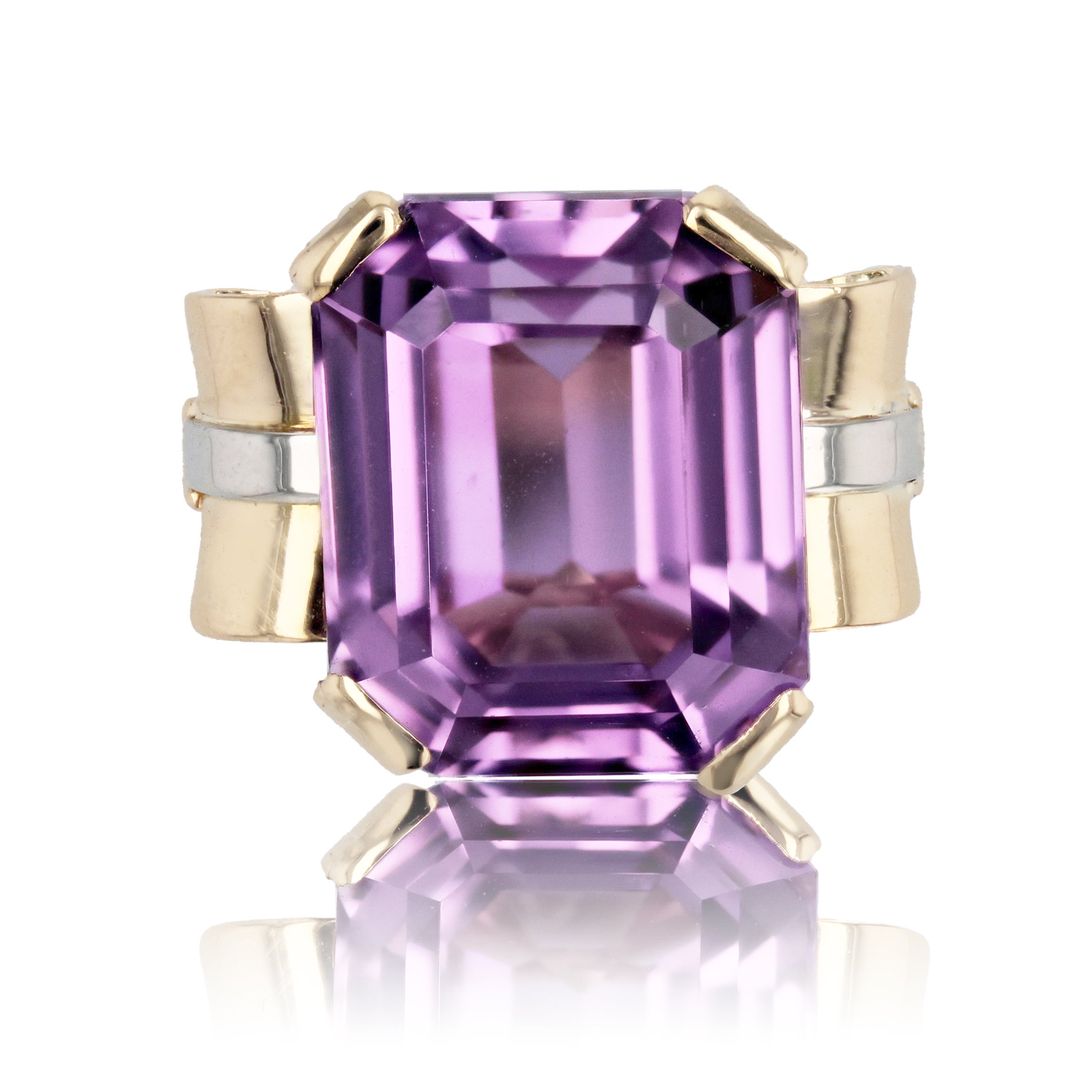 French Retro 1950s 11.29 Carats Kunzite 18 Karat Yellow Gold Cocktail Ring For Sale