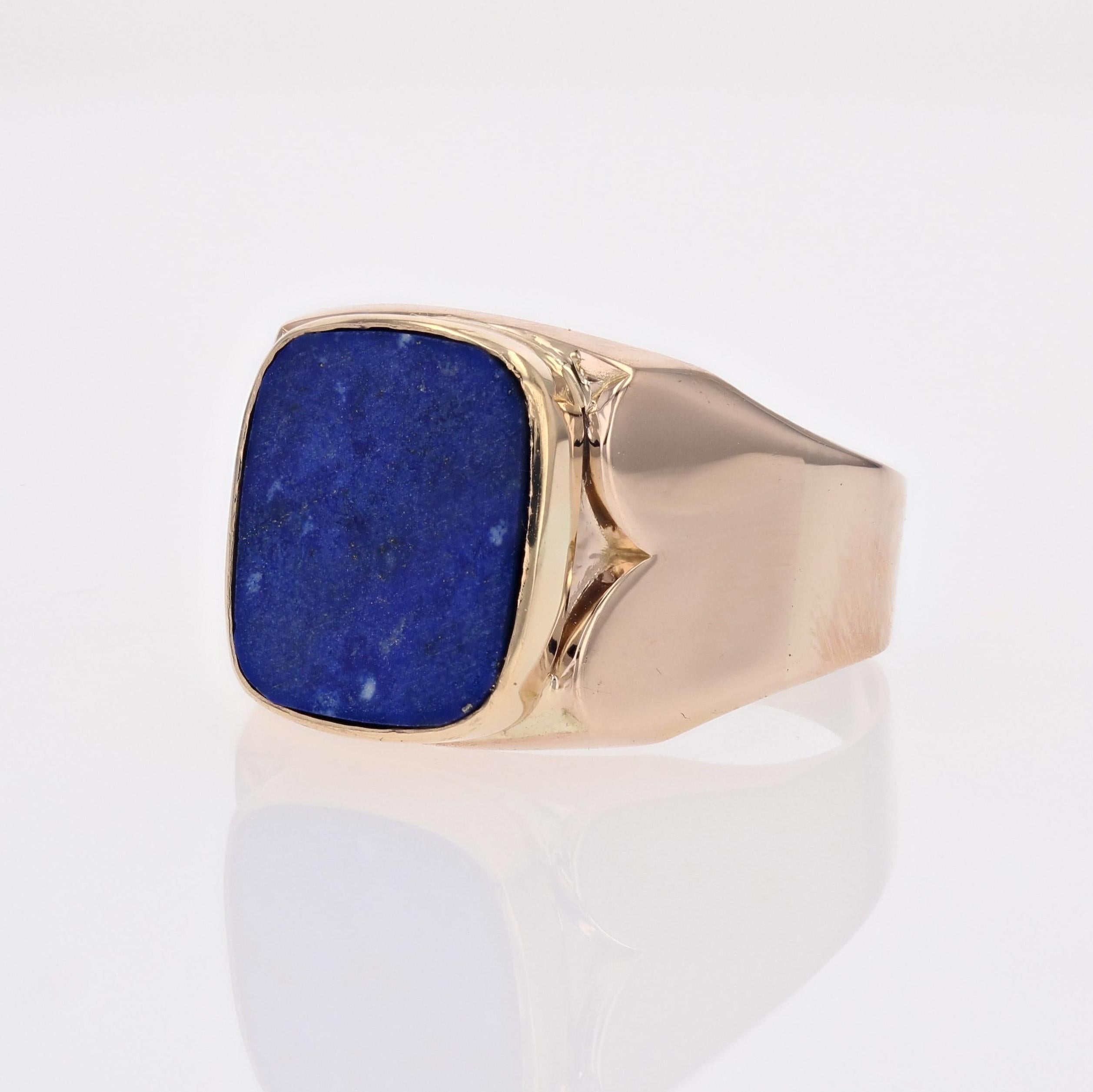 French Retro 1950s Lapis Lazuli 18 Karat Yellow Gold Signet Ring For Sale 3