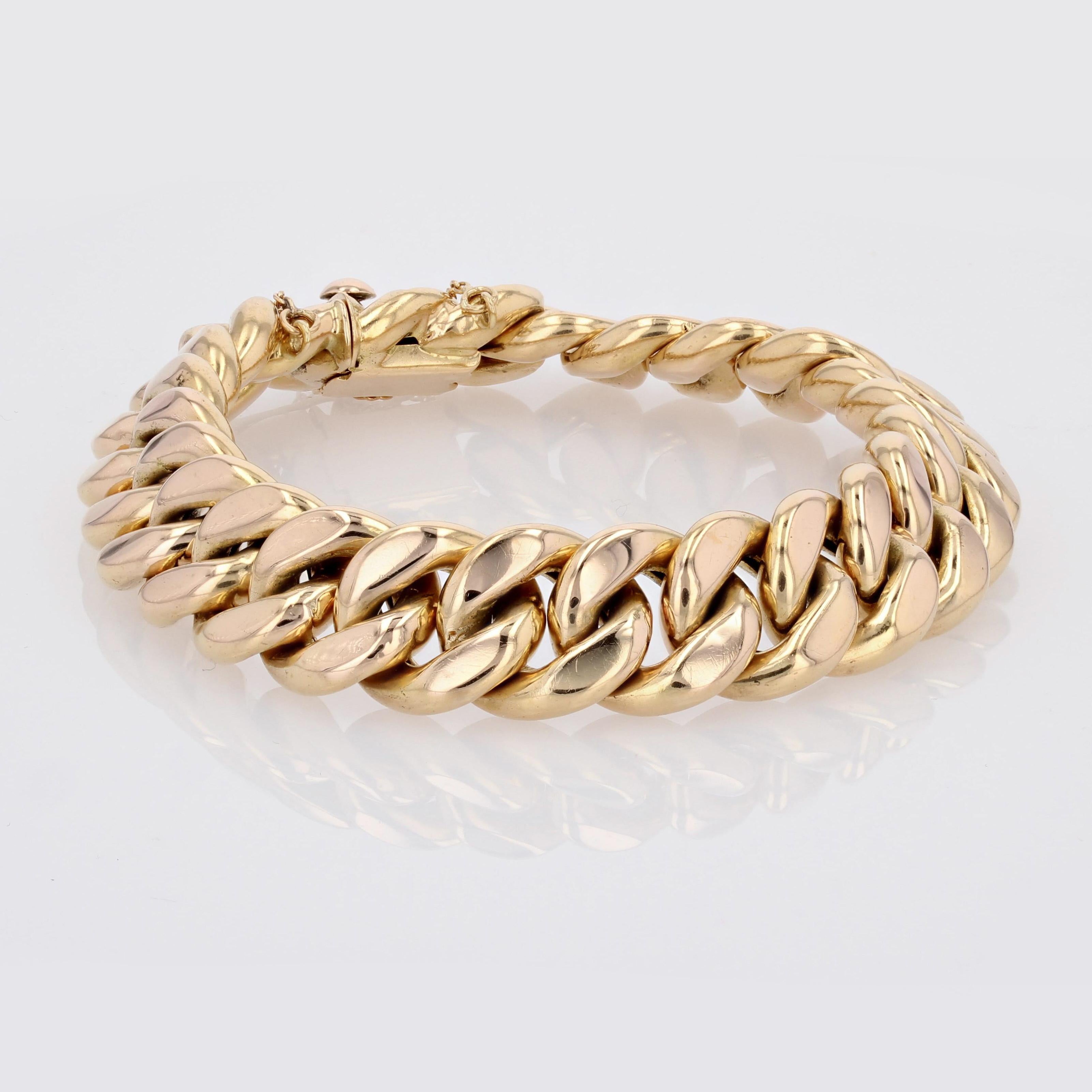 French Retro 1960s 18 Karat Yellow Gold Curb Bracelet For Sale 1