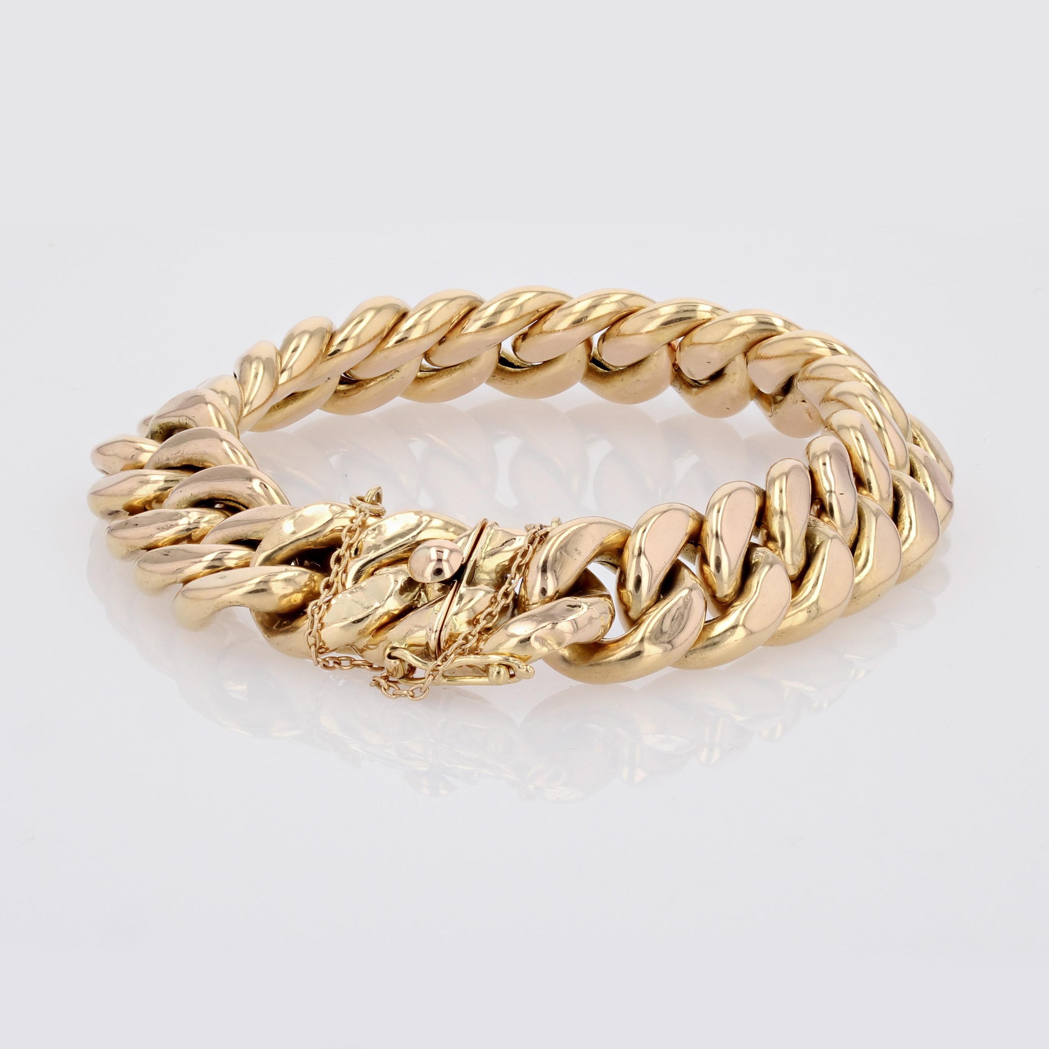 French Retro 1960s 18 Karat Yellow Gold Curb Bracelet For Sale 5