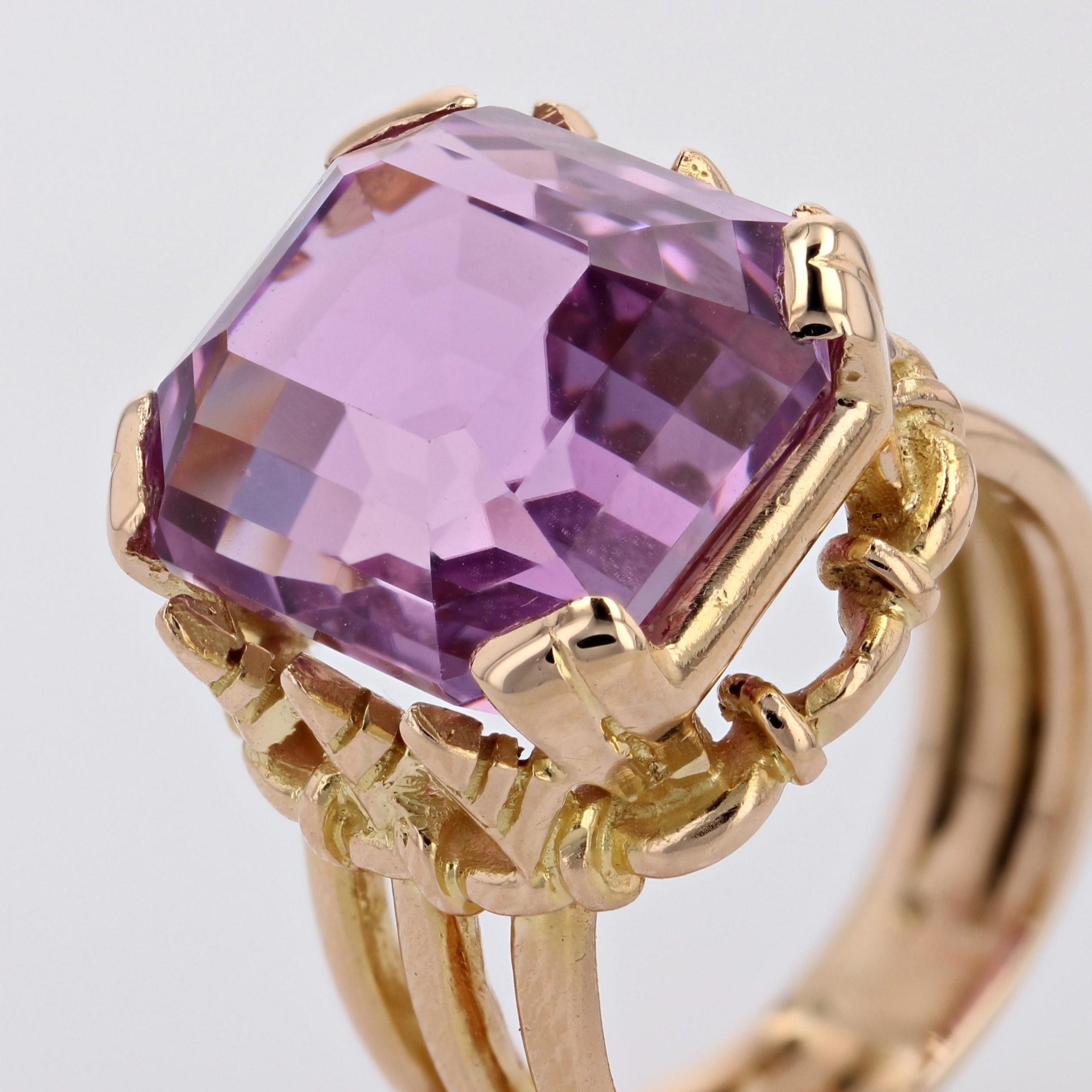 French Retro 1960s 19.39 Carats Kunzite 18 Karat Yellow Gold Cocktail Ring For Sale 5