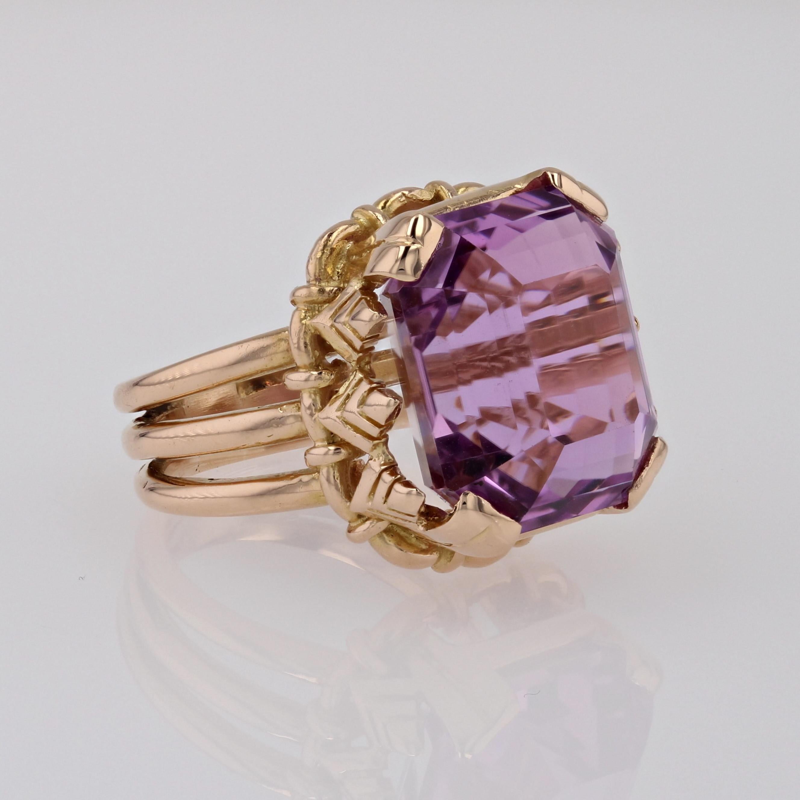 French Retro 1960s 19.39 Carats Kunzite 18 Karat Yellow Gold Cocktail Ring For Sale 6