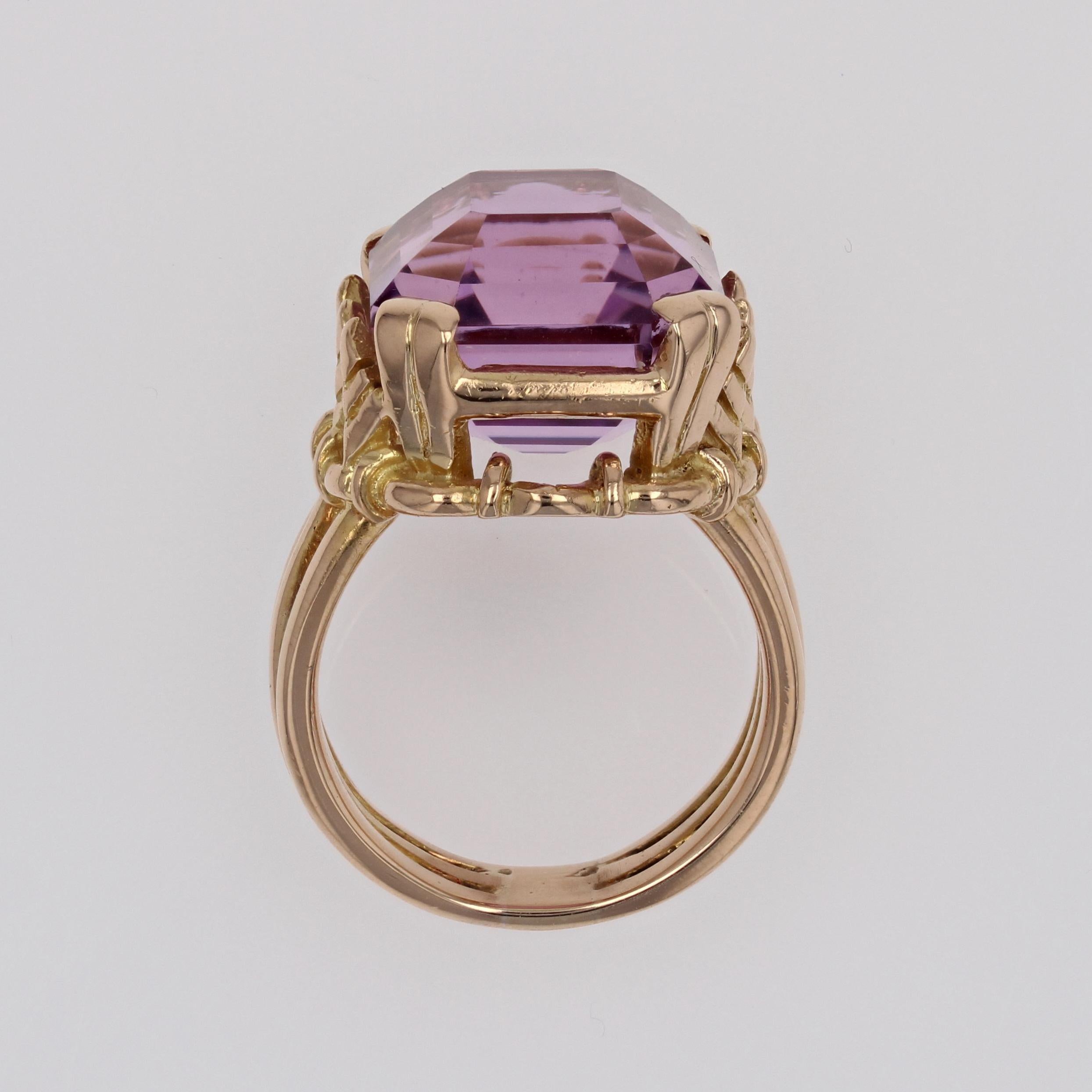 French Retro 1960s 19.39 Carats Kunzite 18 Karat Yellow Gold Cocktail Ring For Sale 10