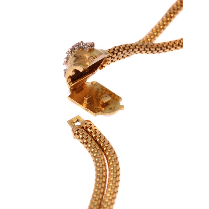 French Retro Bird Swallow Pear Shape Diamond Yellow Gold Necklace For Sale 3