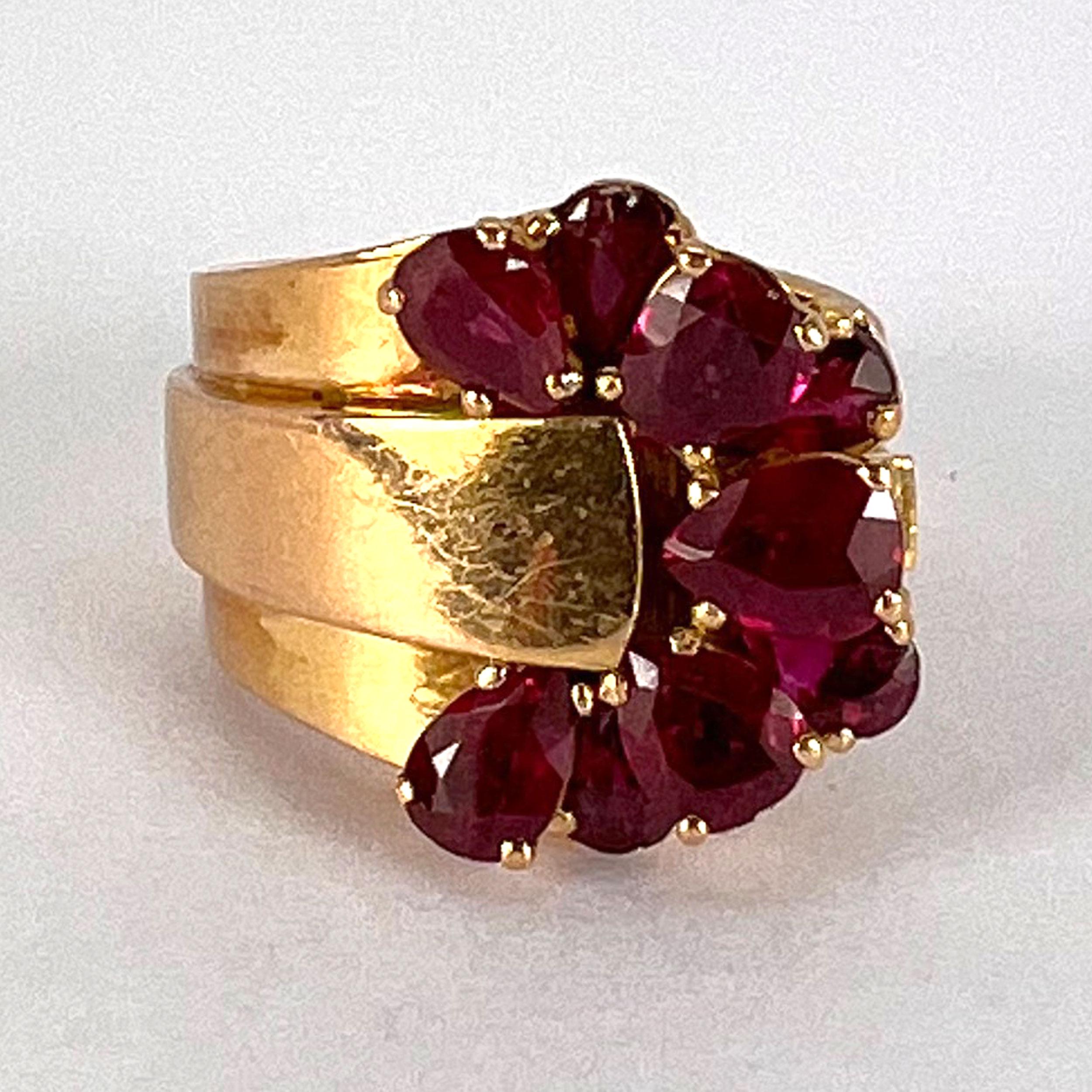 Pear Cut French Retro Buckle 18K Yellow Gold Ruby Ring For Sale