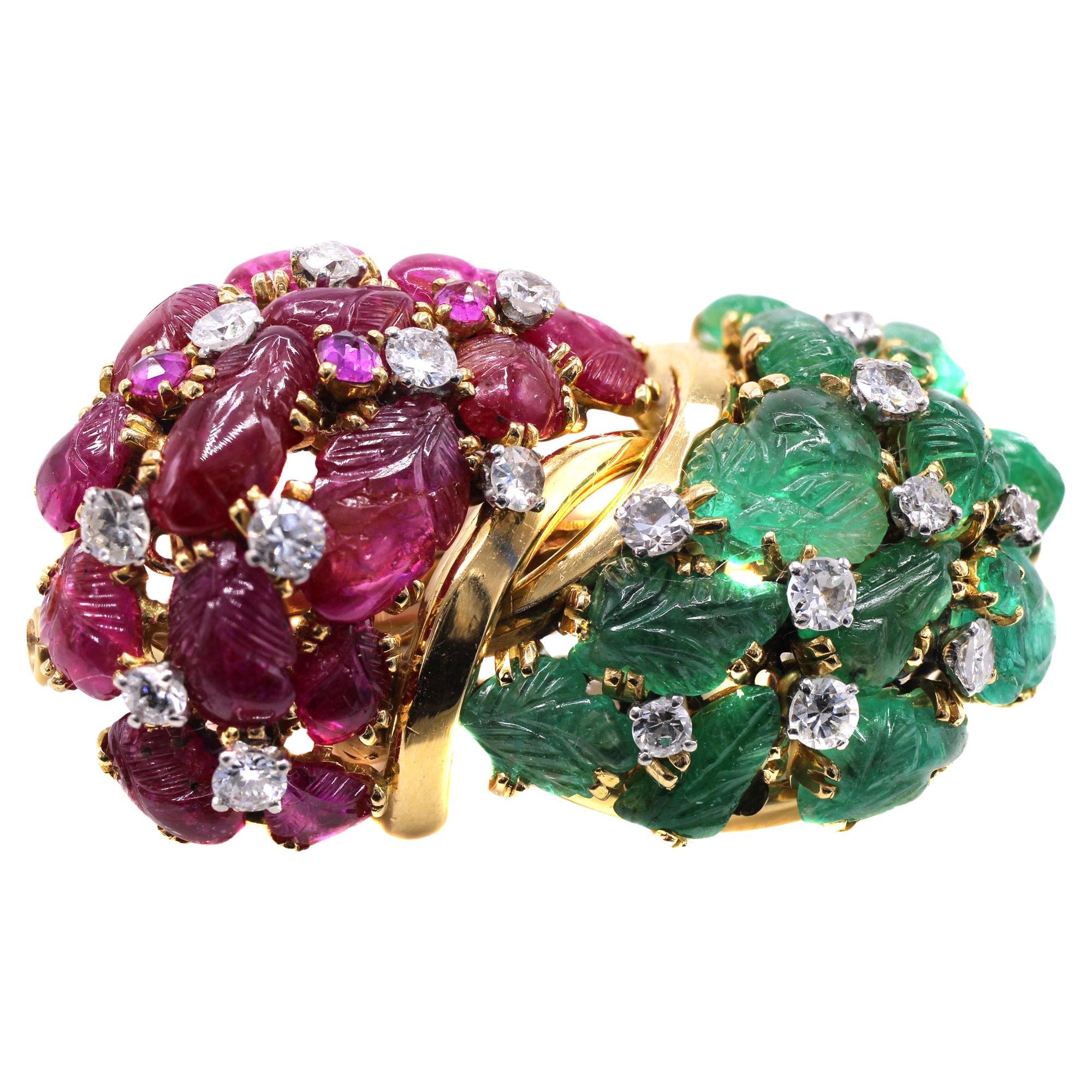 French Retro Carved Ruby Emerald Diamond 18 Karat Gold Brooch For Sale