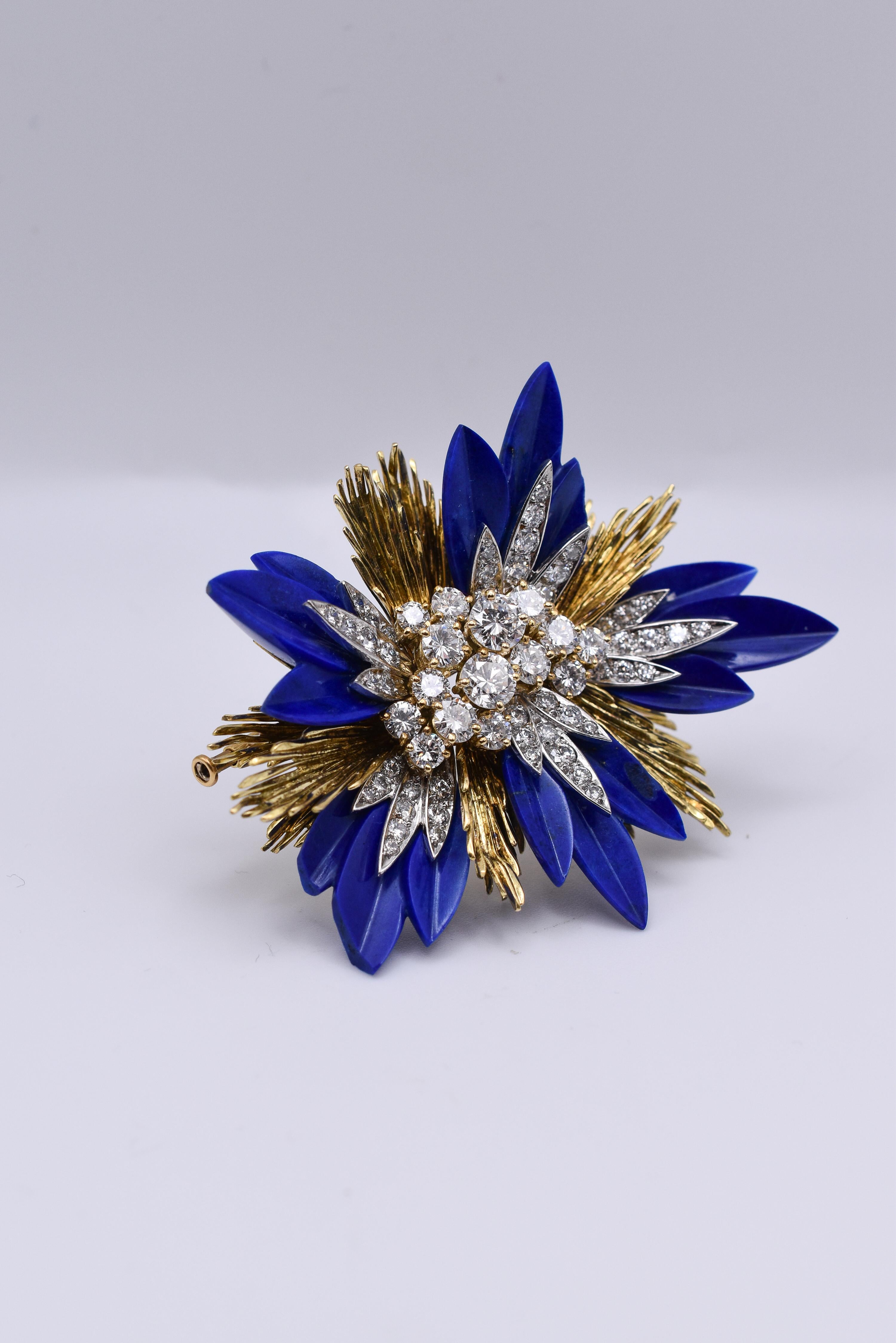 Taille brillant Broche rétro française en or jaune 18 carats, diamants et lapis-lazuli en vente