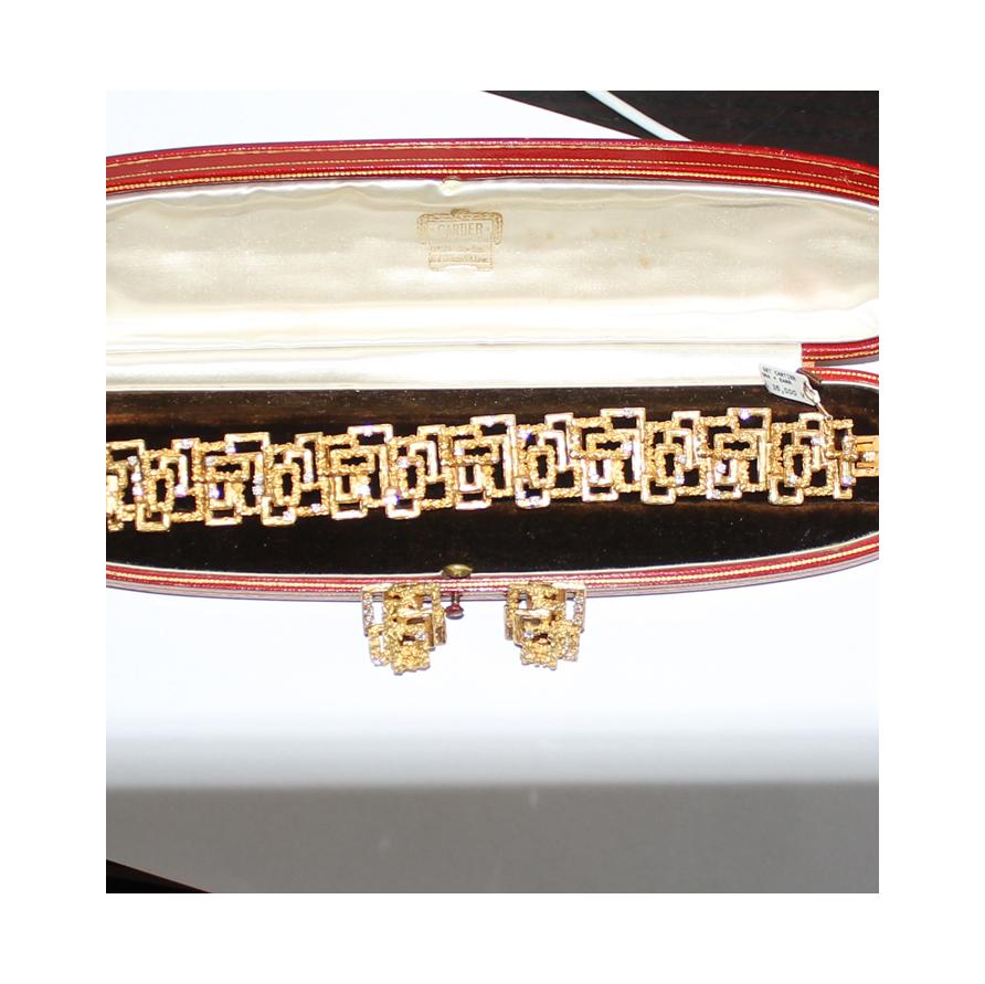 French Retro Gold and Diamond Bracelet and Earrings Suite by Cartier In Good Condition In London, GB