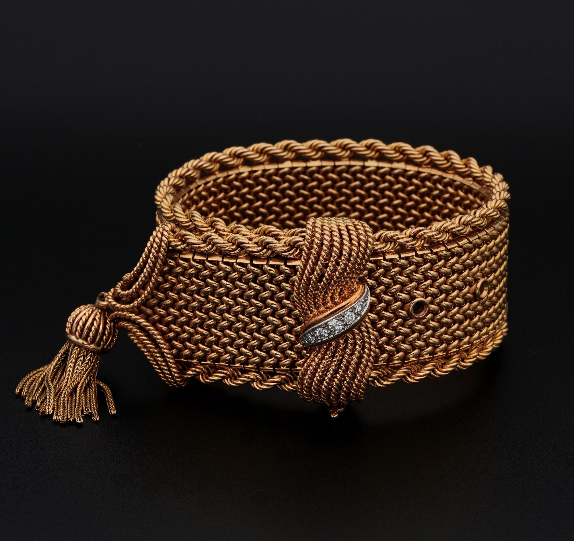 Sophisticate Signature Piece
French origin 1940 retro bracelet substantially hand crafted of solid 18 KT gold – bears French Marks – massive weight of 99.00 grams
This particular style is called Jarretière, made like a heavy knitted ribbon with a