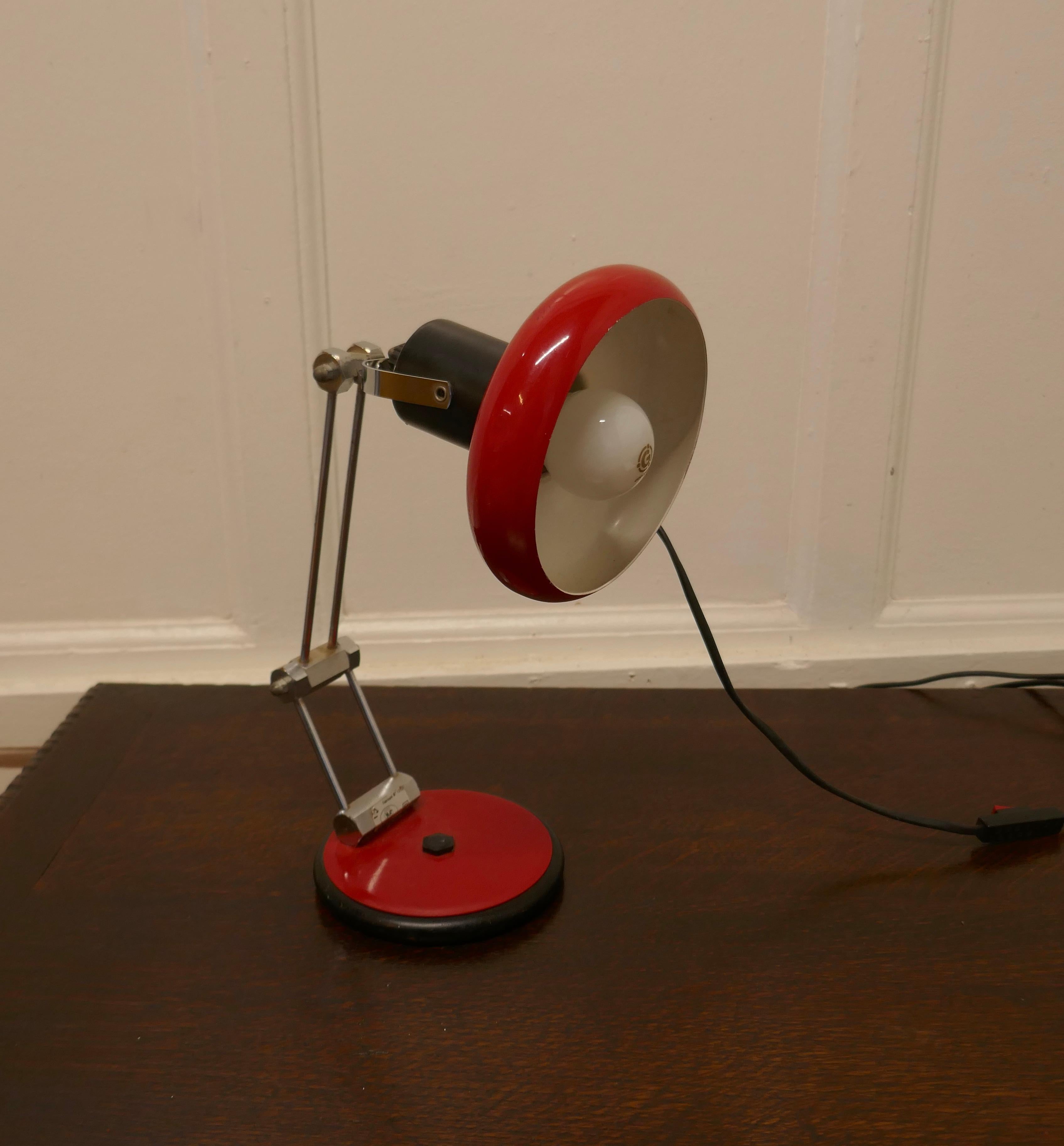 Lampe de table rétro française à angle spoutnik en vente 2