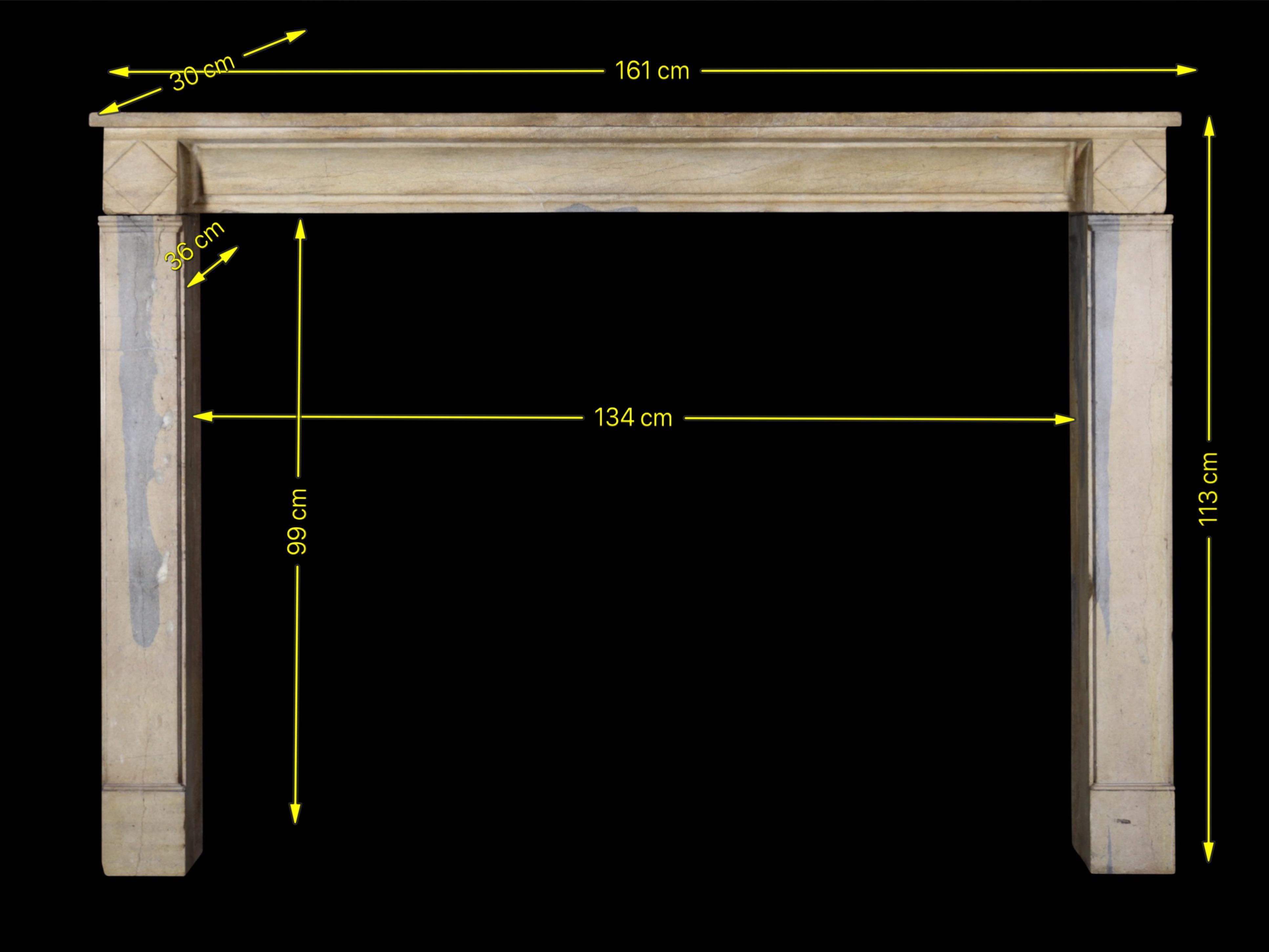 French Rich Bi-Color Vintage Fireplace Surround For Sale 6