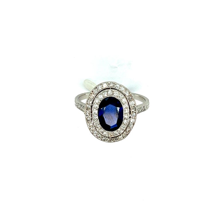 French Ring Blue Sapphire Platinum For Sale 1