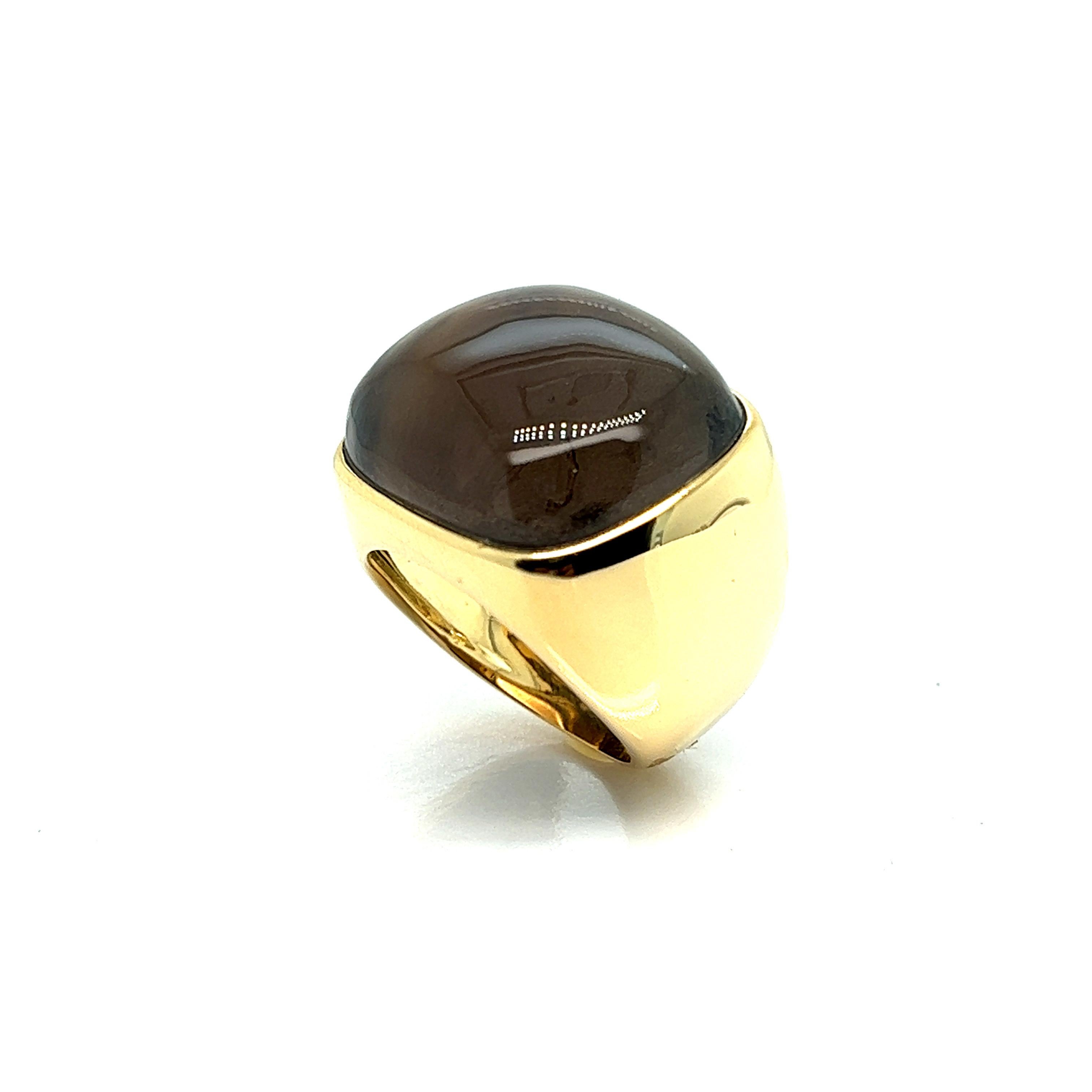 Modern French Ring Cabochon Smoked Quartz Yellow Gold 18 Karat For Sale