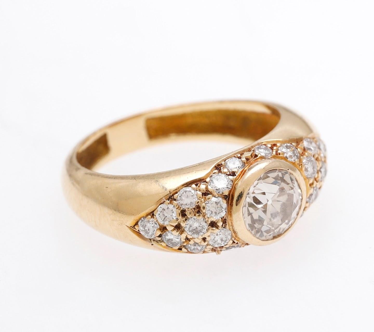 French Ring Diamond Old European Cut 1 05 Carats Yellow Gold 18 Karatt In Good Condition For Sale In Valencia, Comunidad Valenciana