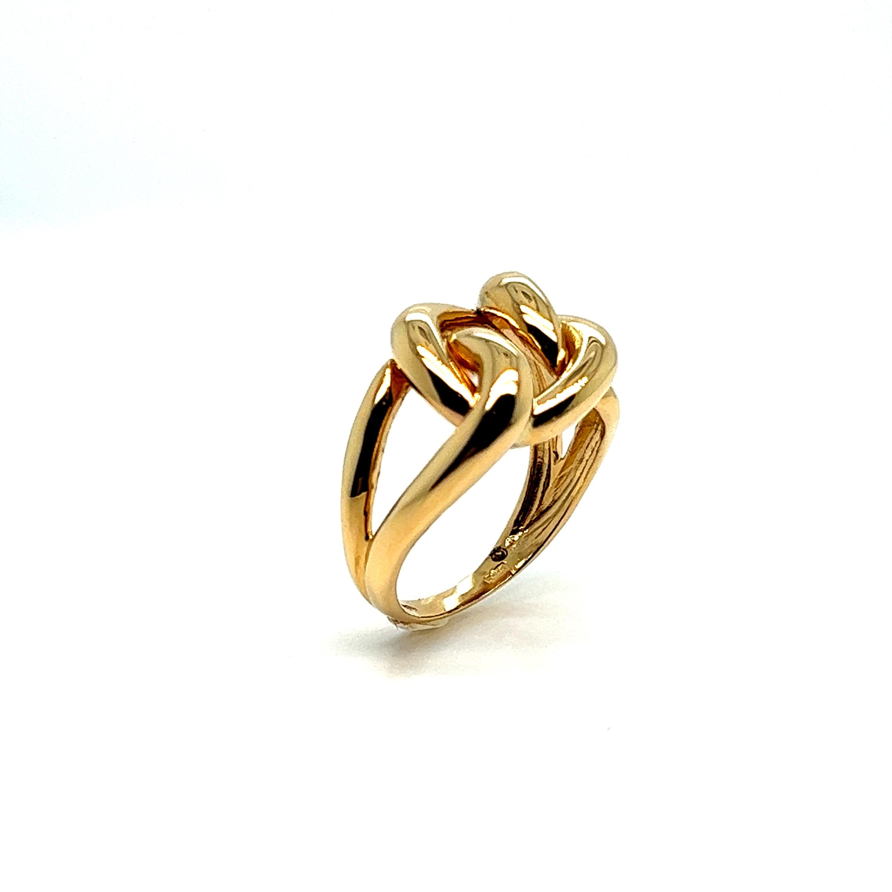 French Ring Large Link Yellow Gold  For Sale 4