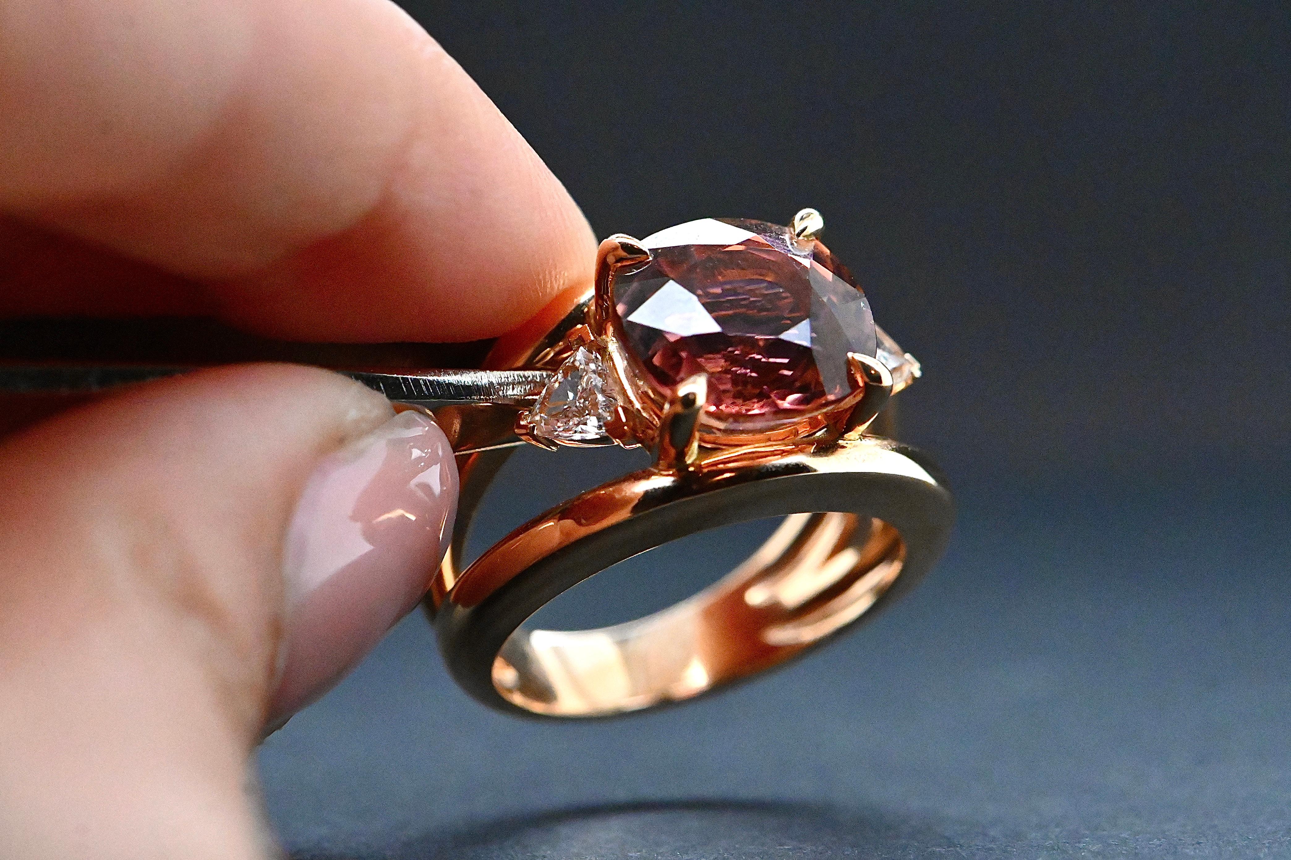Cushion Cut French Ring in Pink Gold Topped with a Pink Tourmaline and 2 Diamonds Troïda For Sale