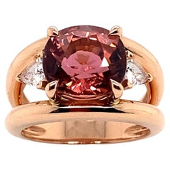 Französischer Ring aus Roségold mit rosa Turmalin und 2 Diamanten Troda