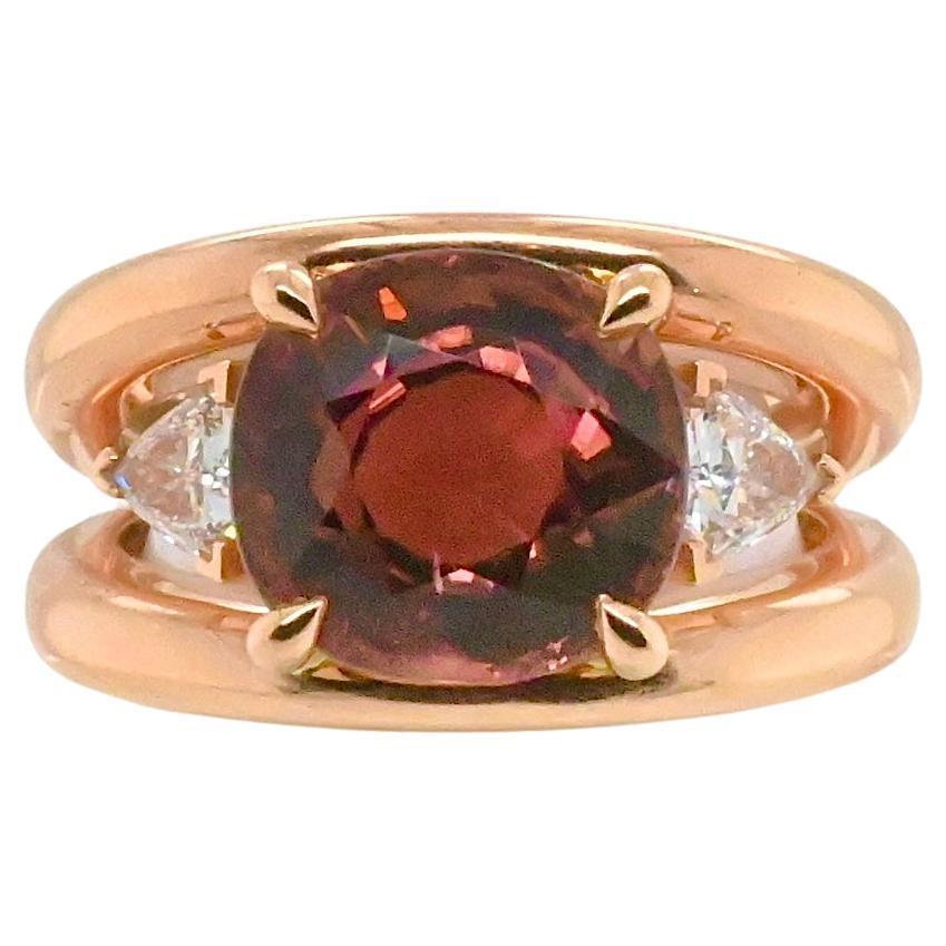 French Ring in Pink Gold Topped with a Pink Tourmaline and 2 Diamonds Troïda For Sale