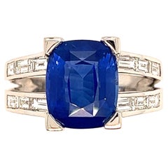 French Ring, Sapphire on Claws, Surrounded by Diamonds 18k White Gold