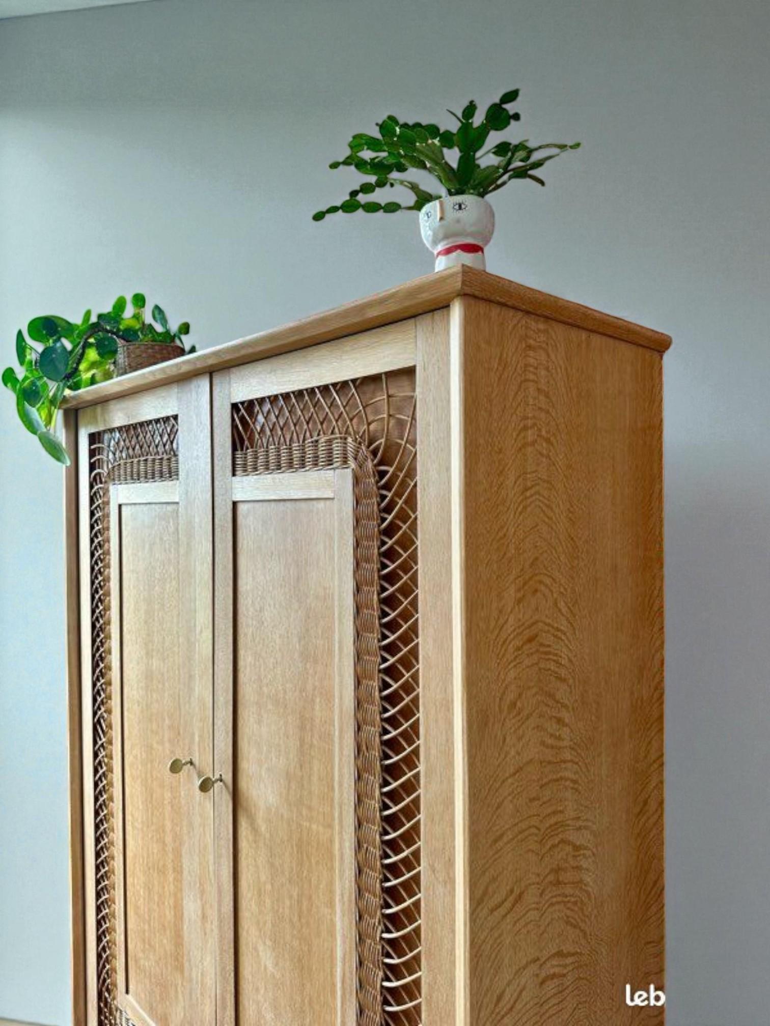 Französische Riviera - Kleiderschrank - Eiche - Frankreich im Angebot 6