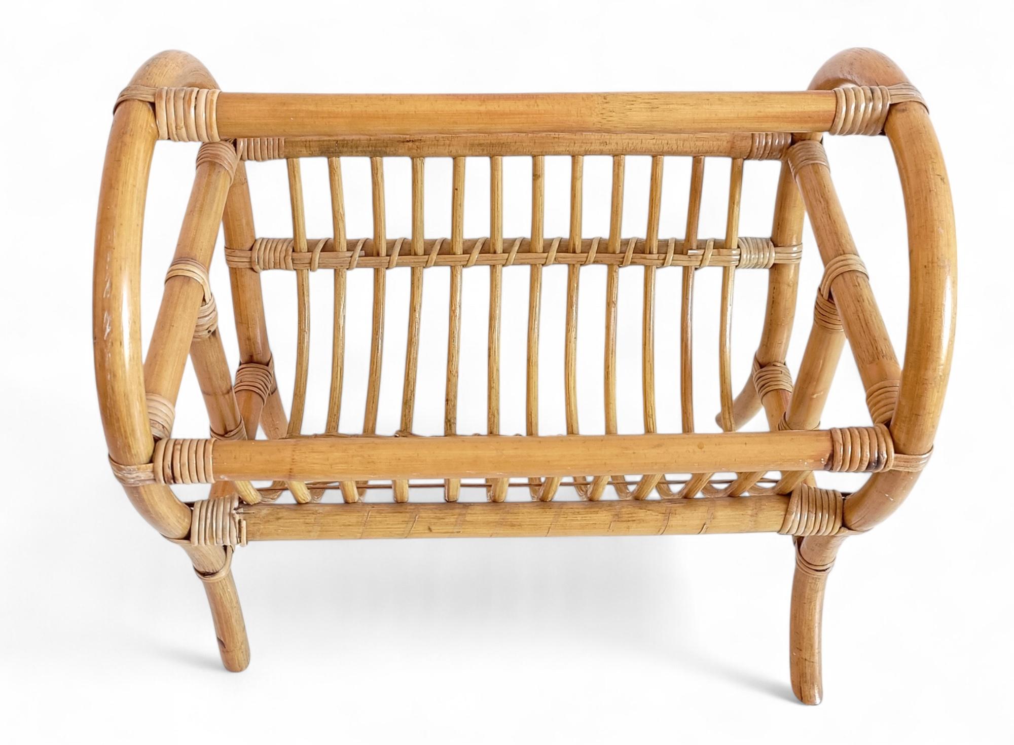 Fait main Porte-revues ou porte-couverture en bambou et rotin de la Côte d'Azur, Espagne, années 1960 en vente