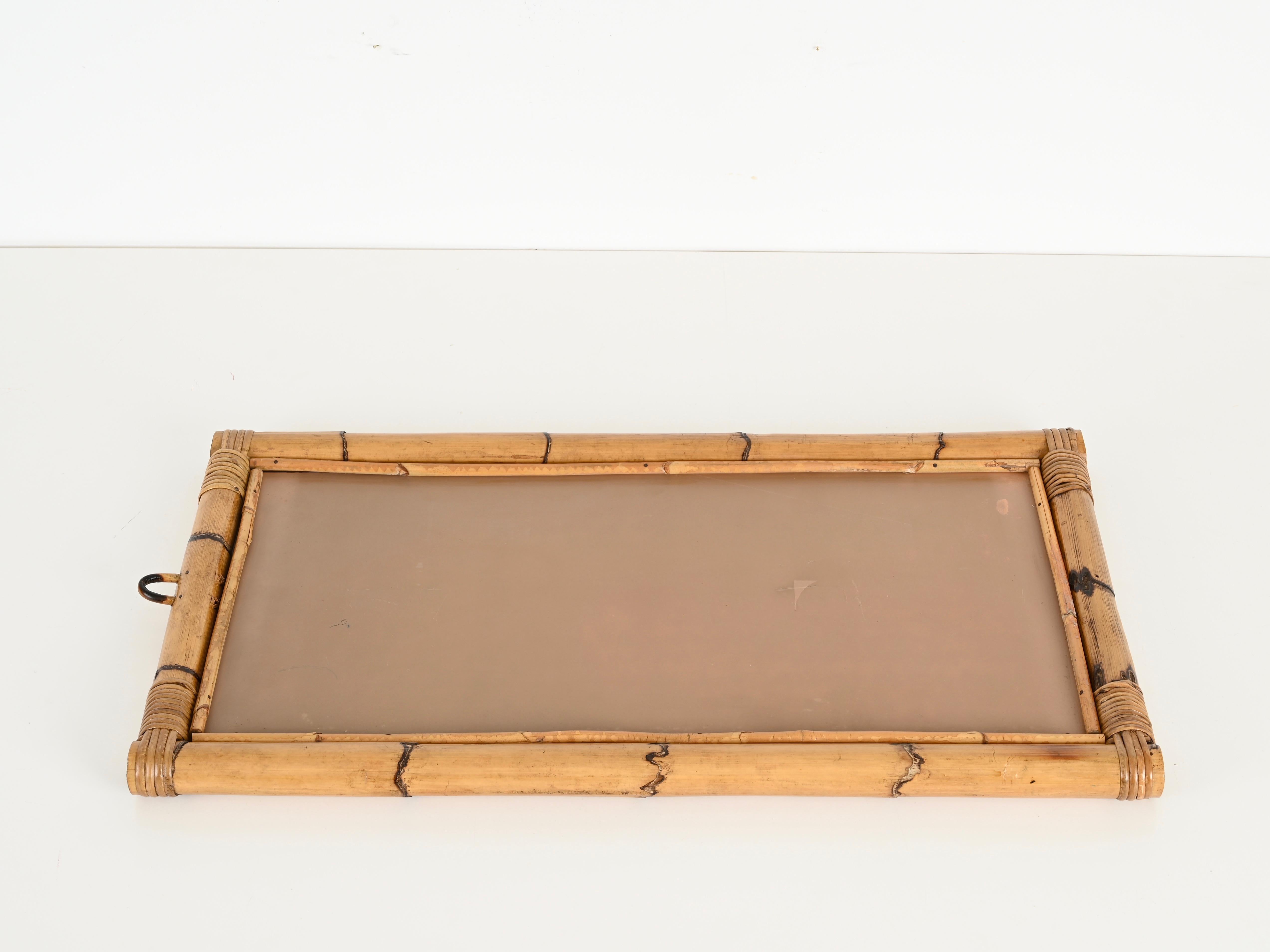 Espejo rectangular de mimbre y bambú de la Riviera francesa, Italia Años 70 en venta 6