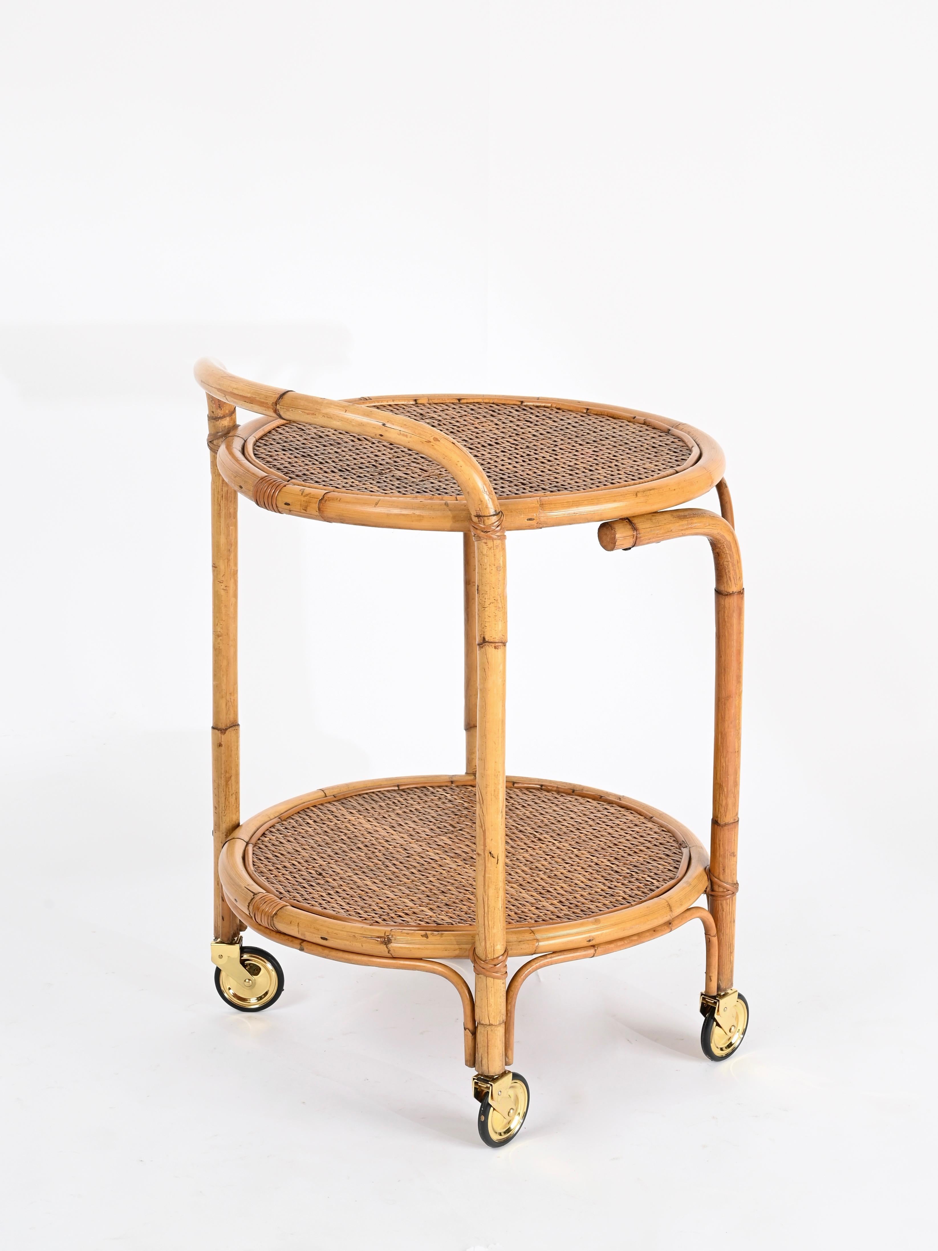 French Riviera Bamboo, Rattan and Brass Round Serving Bar Cart, Italy 1960s In Good Condition For Sale In Roma, IT
