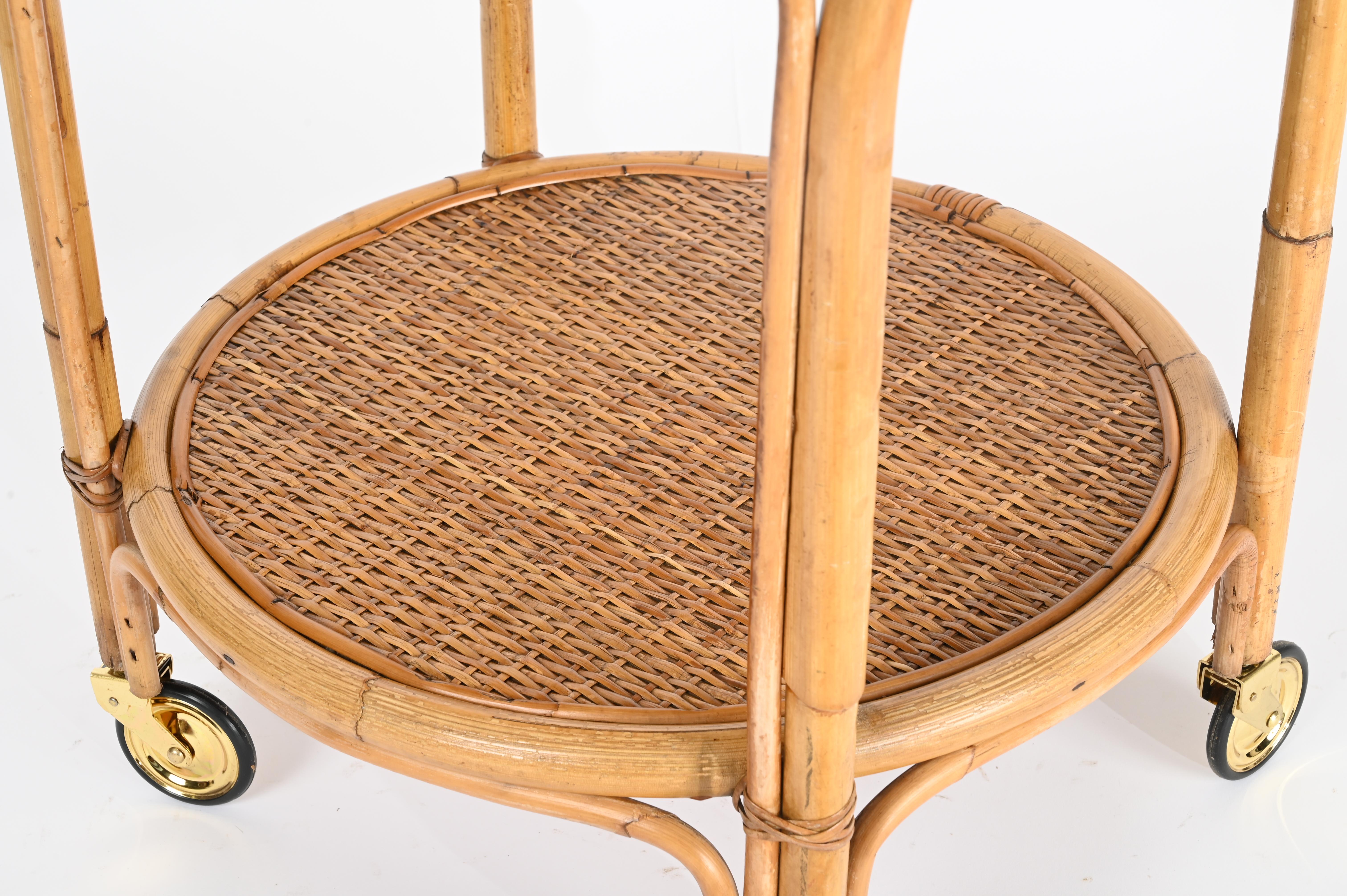 20th Century French Riviera Bamboo, Rattan and Brass Round Serving Bar Cart, Italy 1960s For Sale