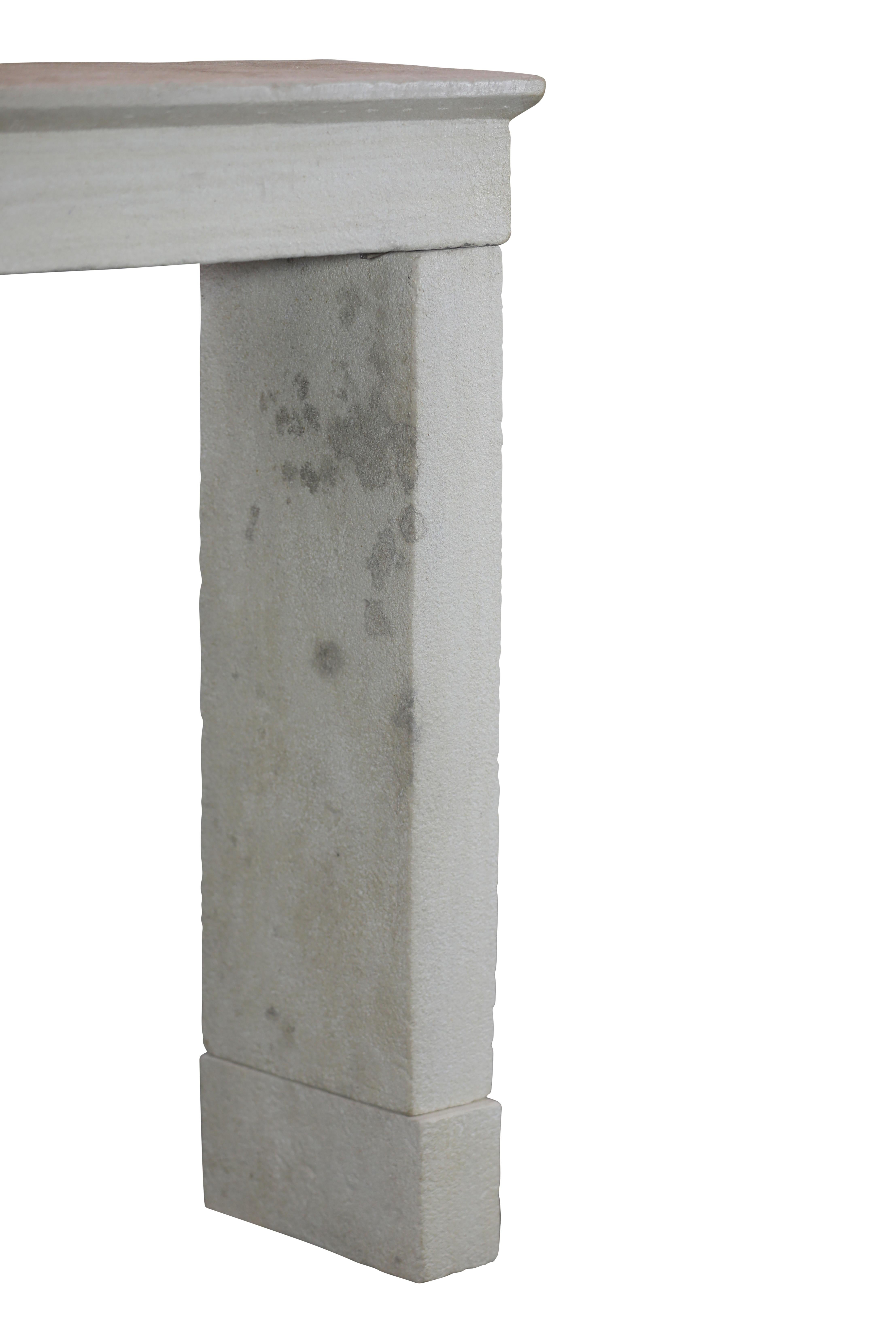 Französisch Riviera Bastide Kamin Surround In Beige Kalkstein für Timeless Dekor im Angebot 7
