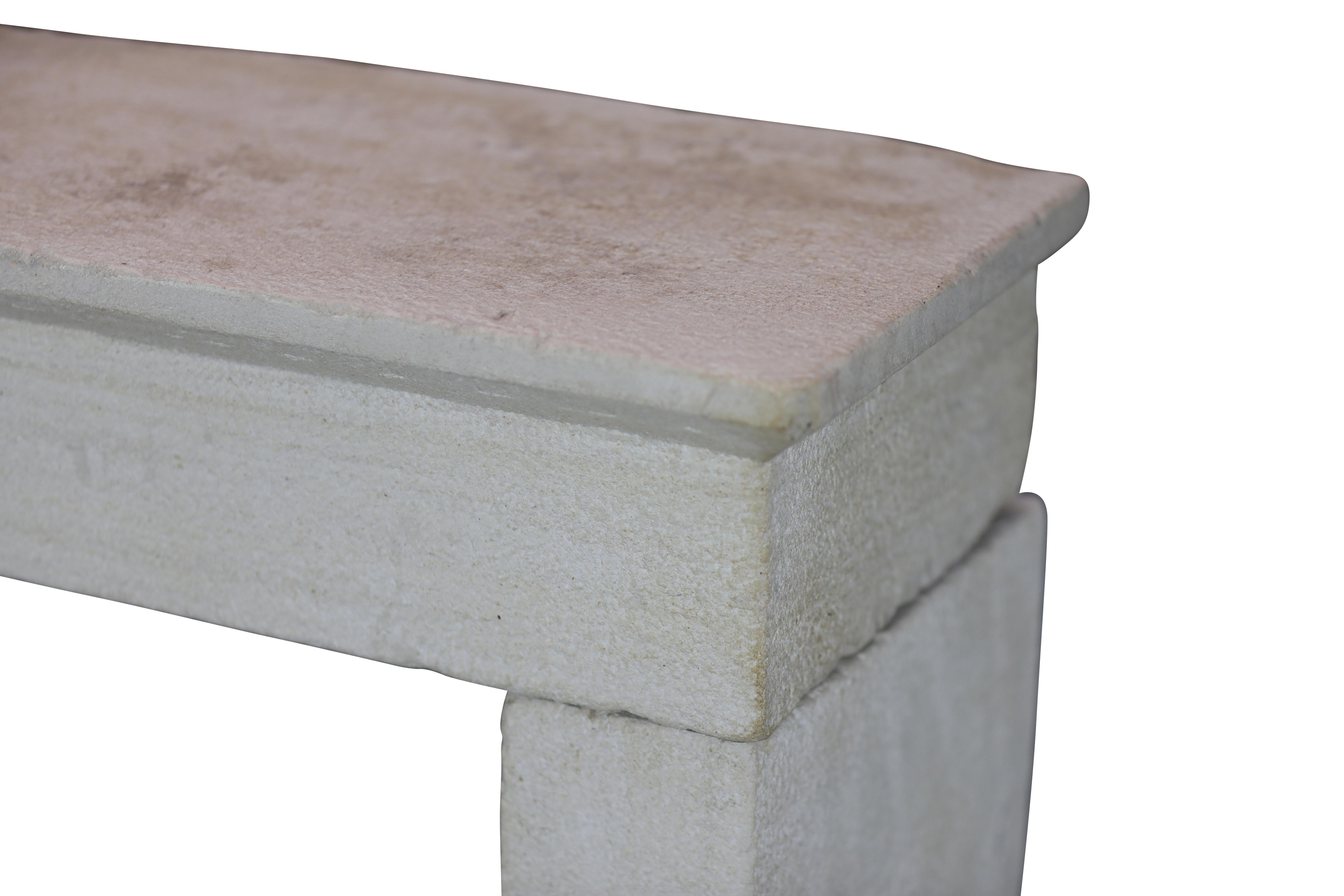 Französisch Riviera Bastide Kamin Surround In Beige Kalkstein für Timeless Dekor im Angebot 12