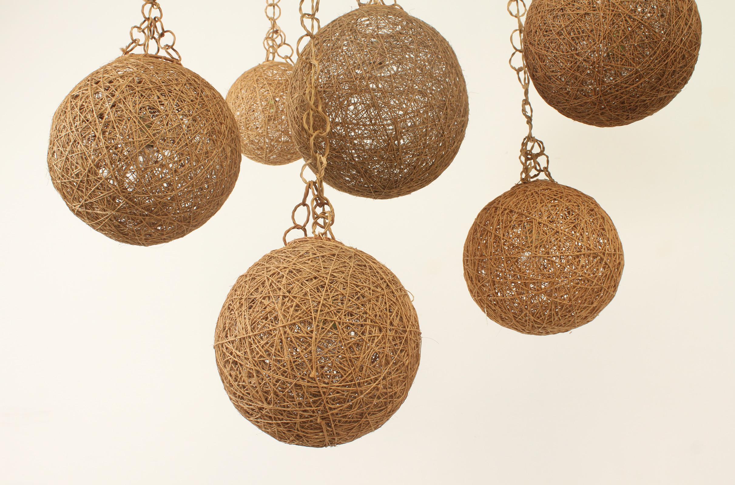 Set di lampade da soffitto della Costa Azzurra in rattan e corda, anni '60 In condizioni buone in vendita a Barcelona, ES