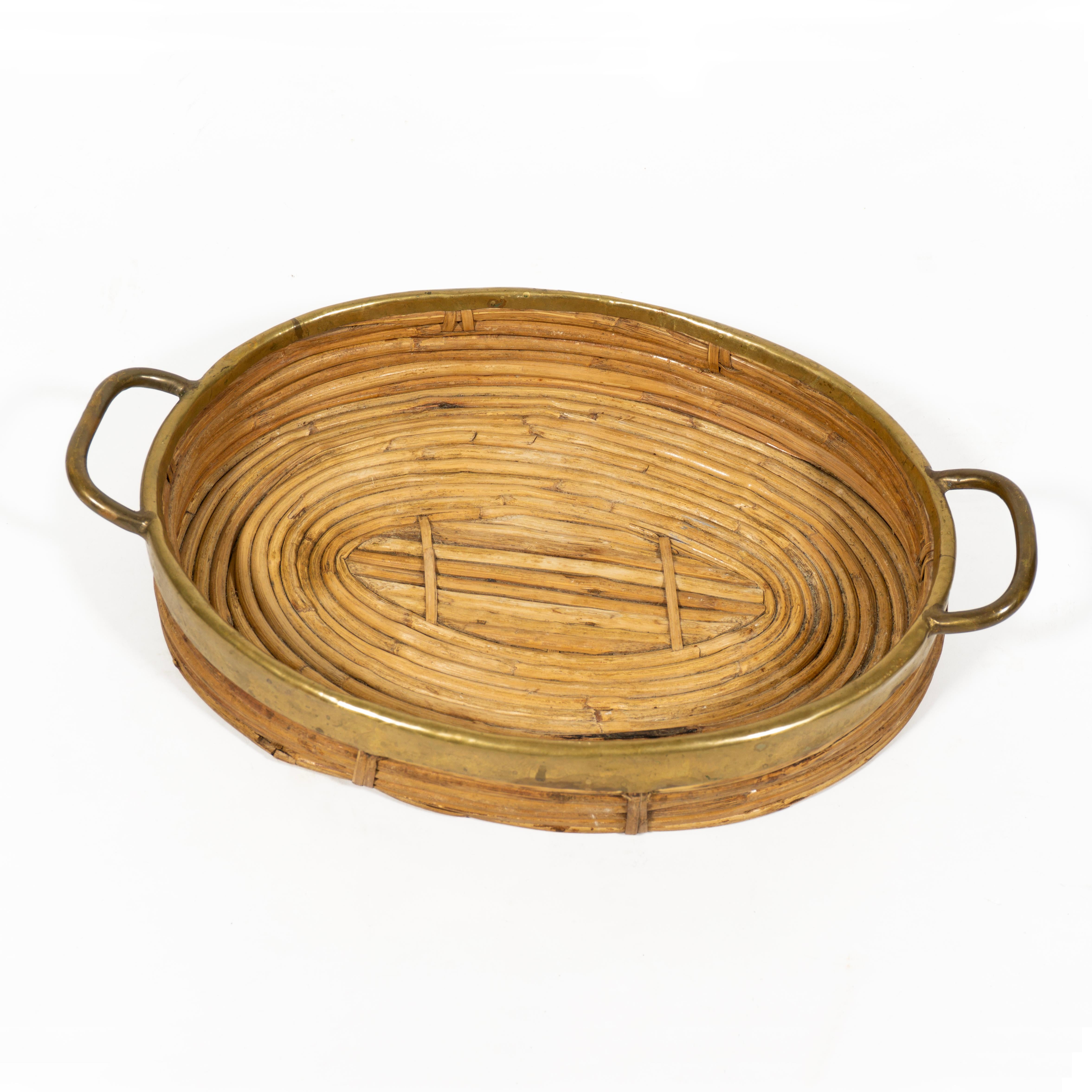 Italian French Riviera Centerpiece Vide-Poche Rattan Brass Tray with Handles, Italy 1970 For Sale