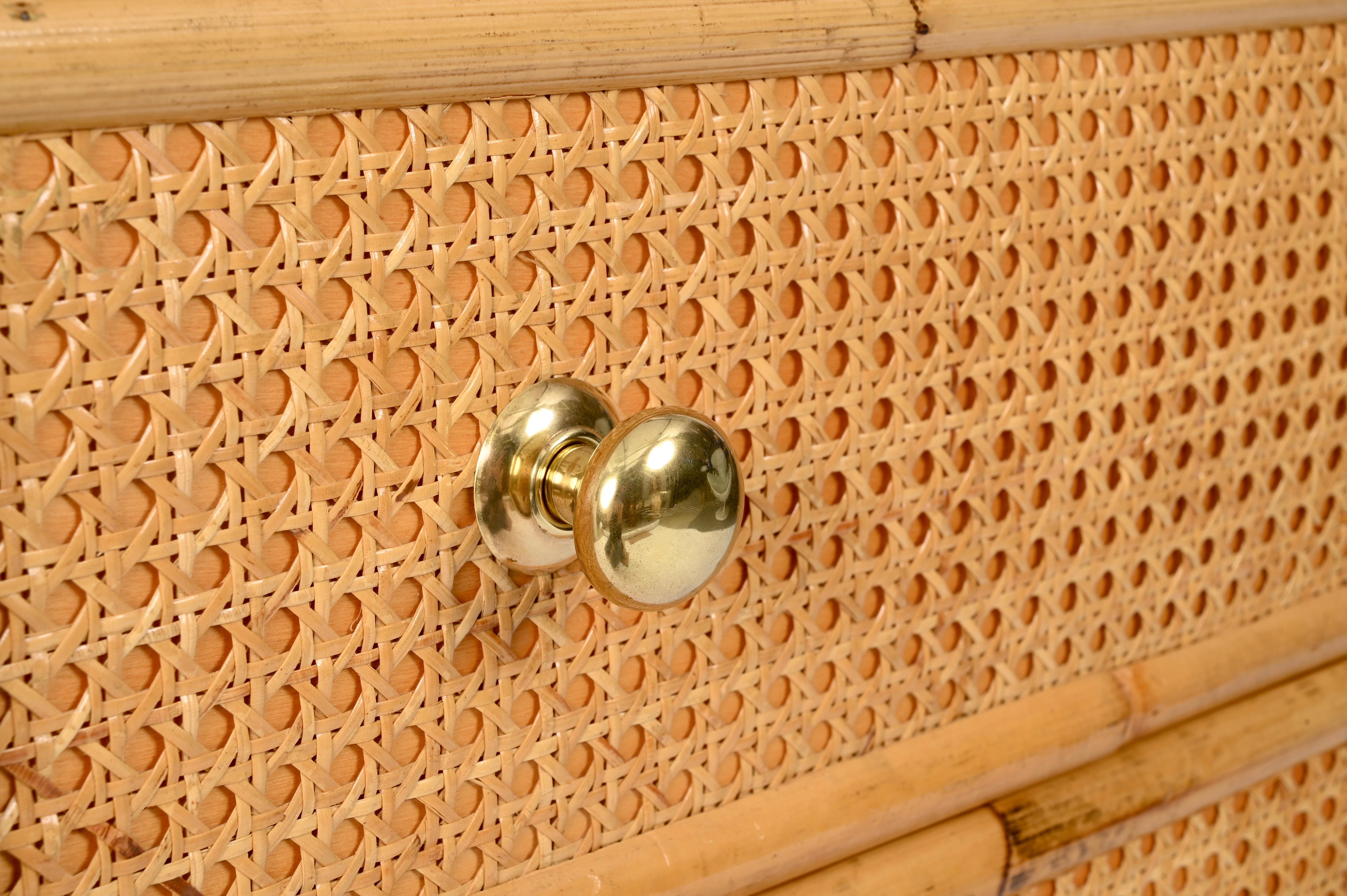 Italian French Riviera Chest of Drawers in Vienna Straw, Rattan and Brass, Italy 1970