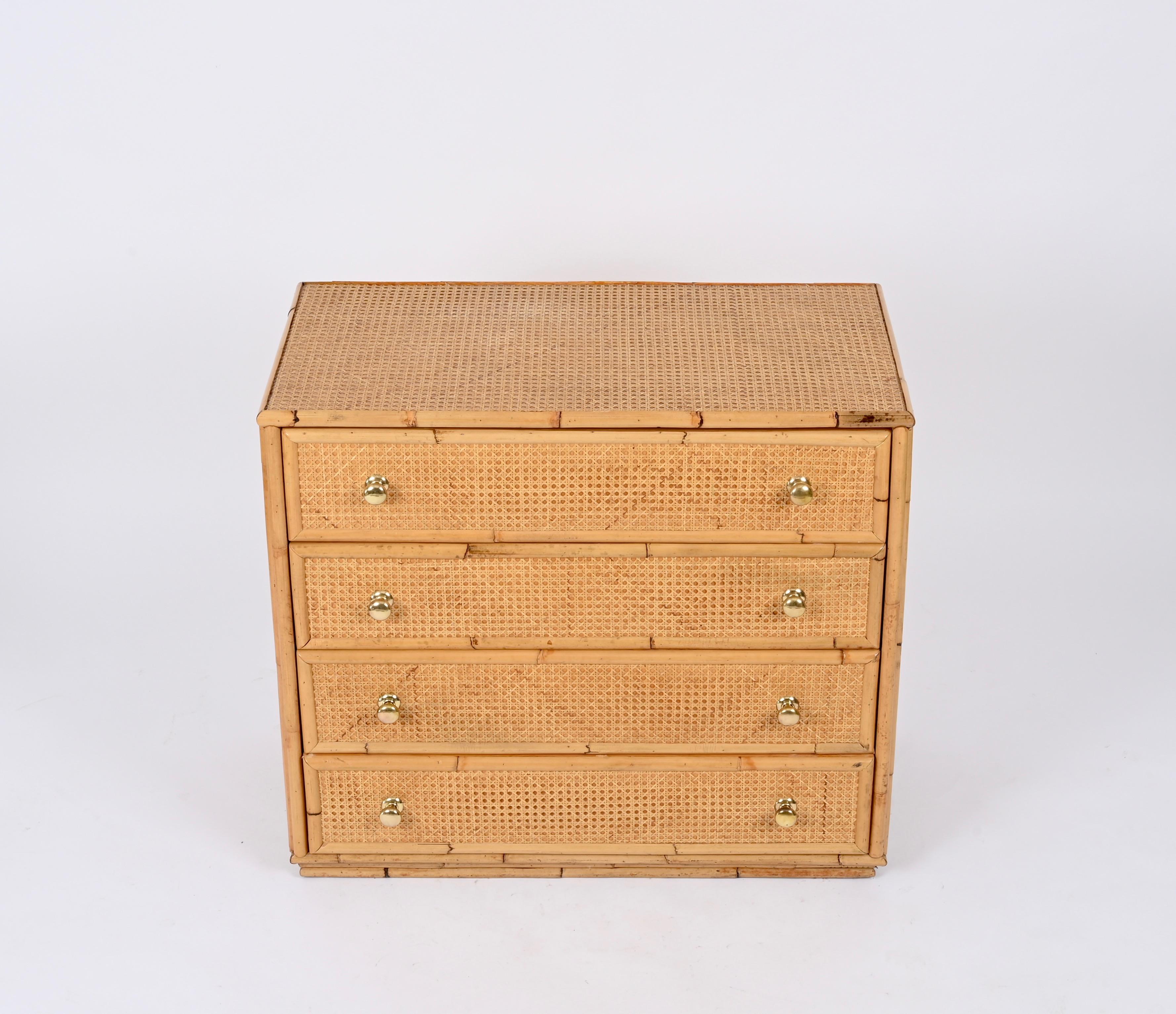 French Riviera Chest of Drawers in Vienna Straw, Rattan and Brass, Italy 1970 In Good Condition In Roma, IT